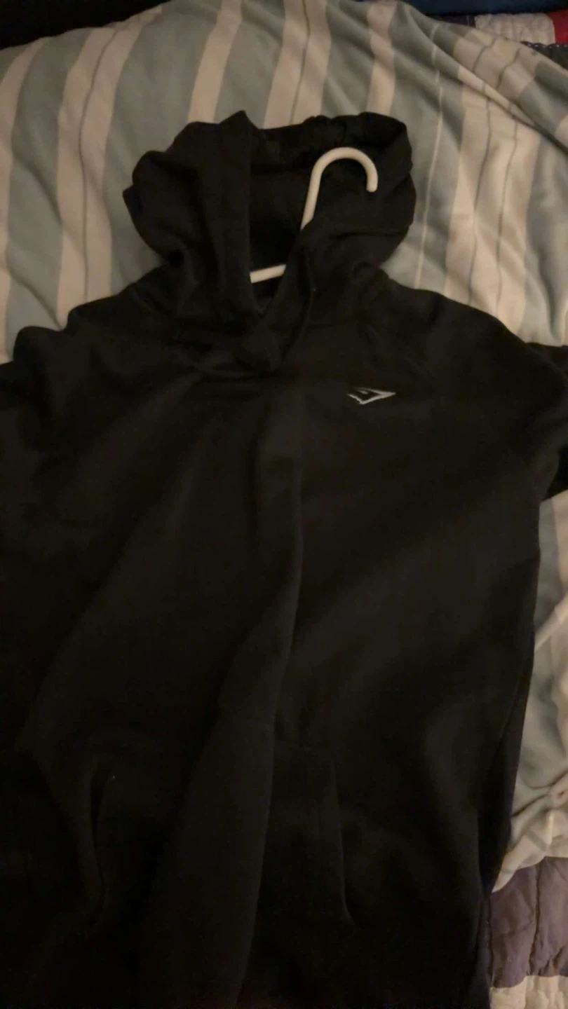 Gymshark Black Hoodie – Clean Condition