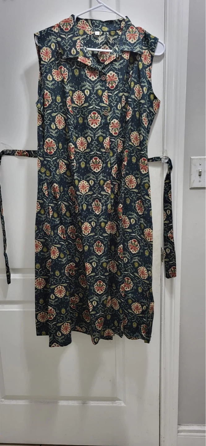 Women's Sleeveless Patterned Dress