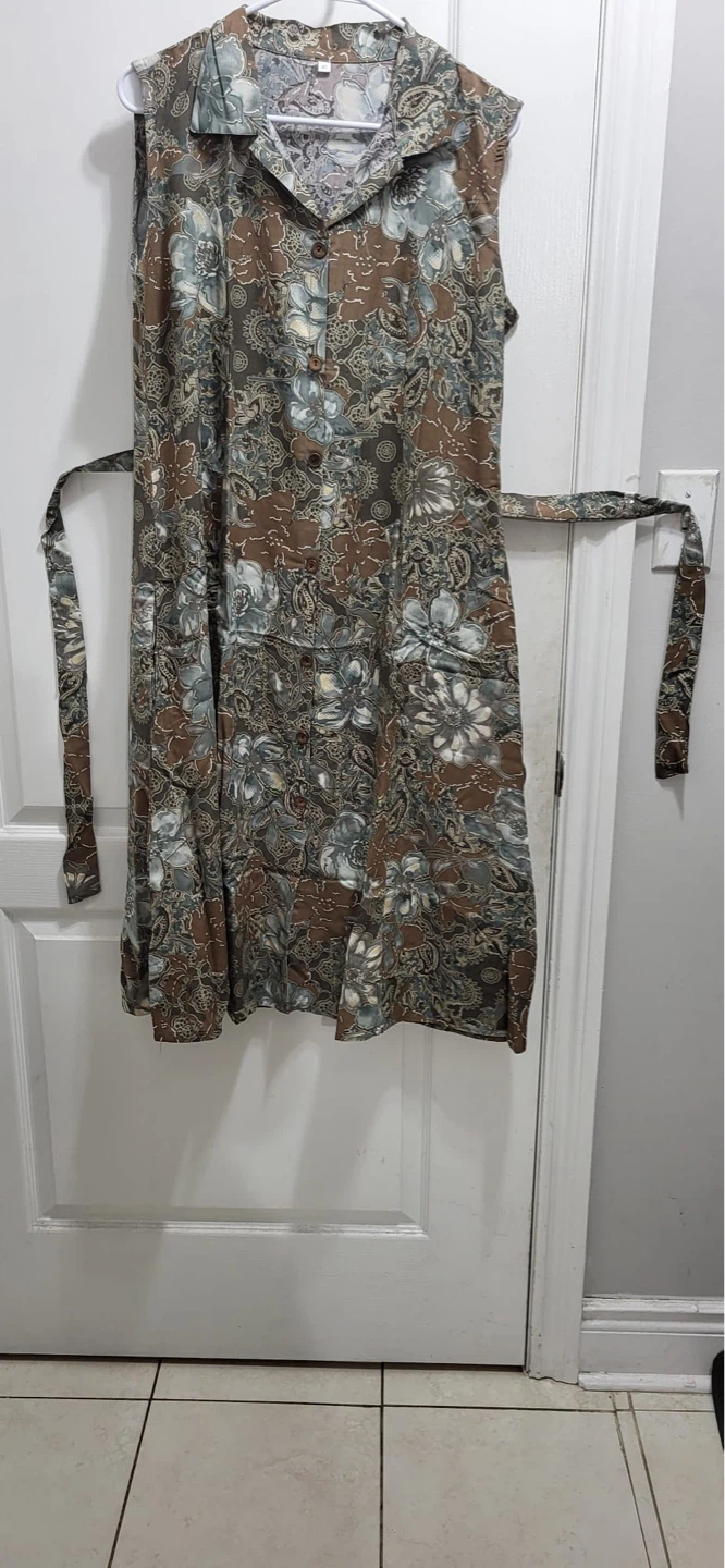 Women's Floral Print Sleeveless Dress with Belt - photo 3