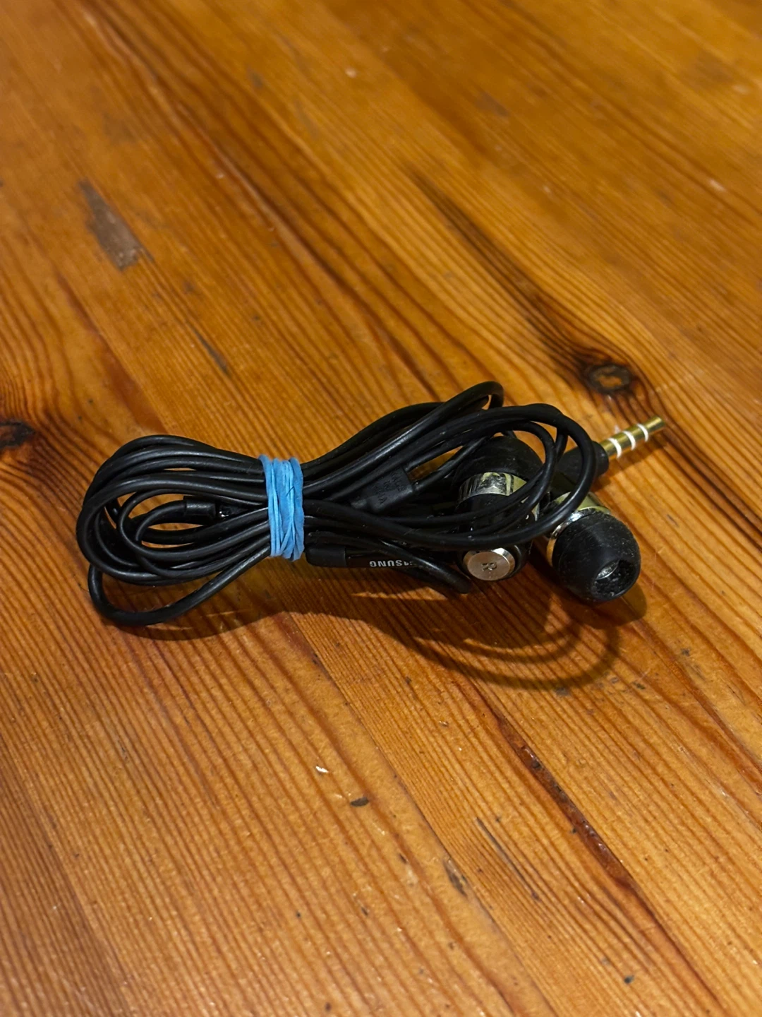 Samsung Wired Earbuds - photo 3
