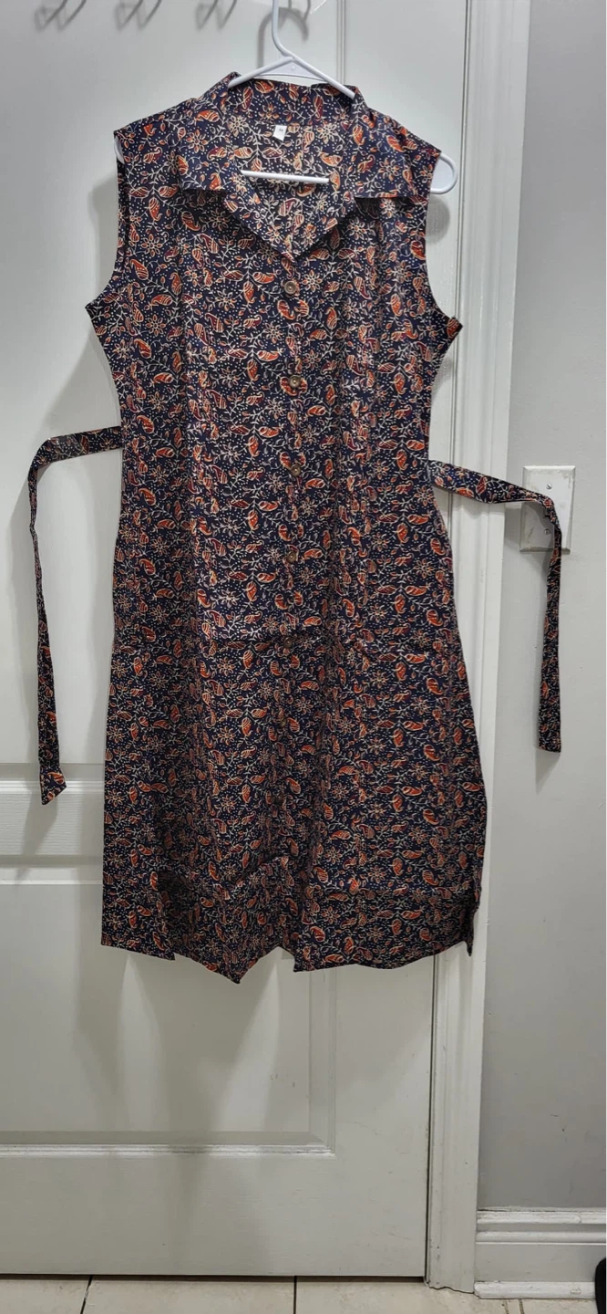 Sleeveless Collared Dress with Tie Waist