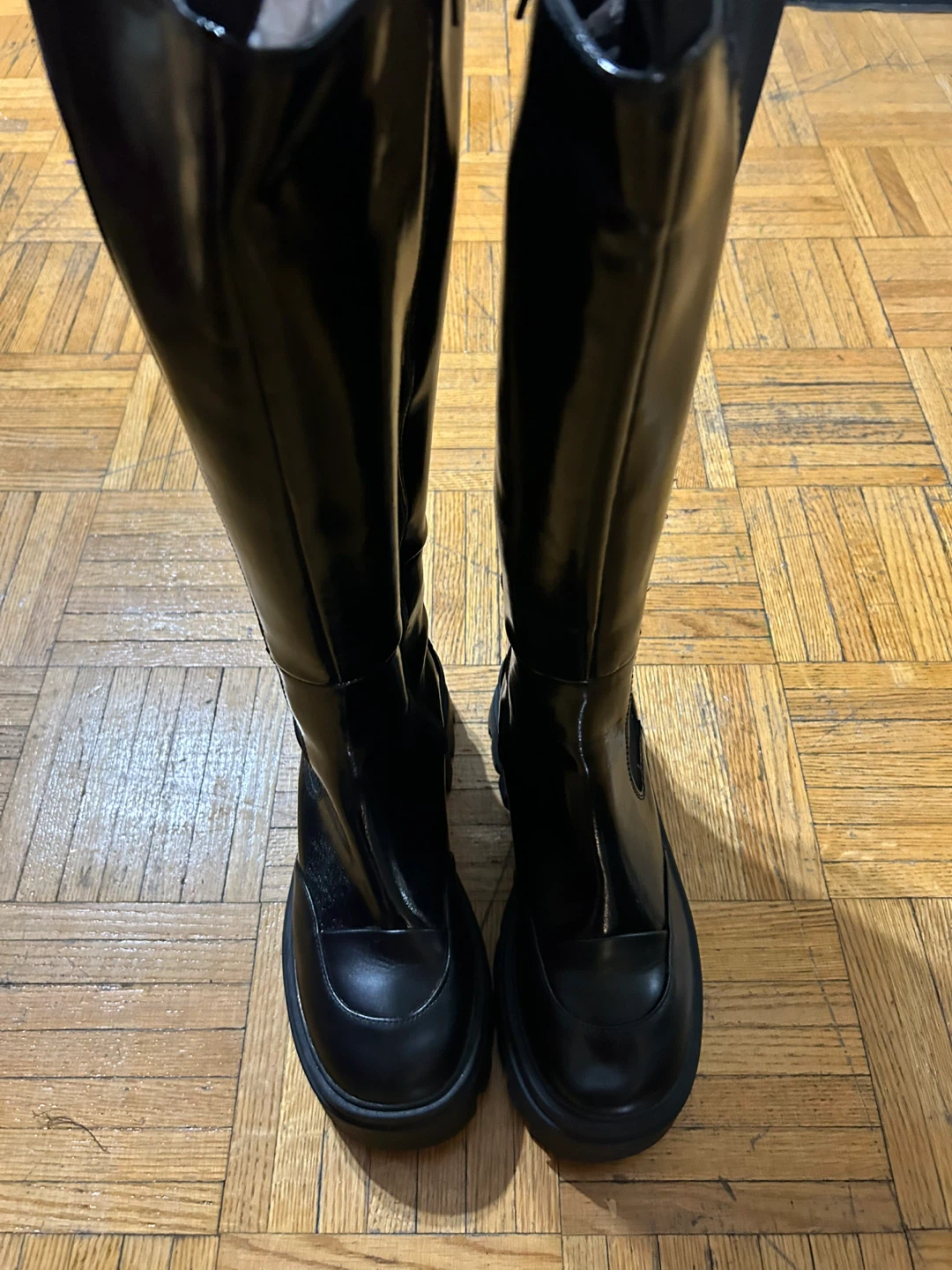 Black Shiny Knee-High Boots - photo 3