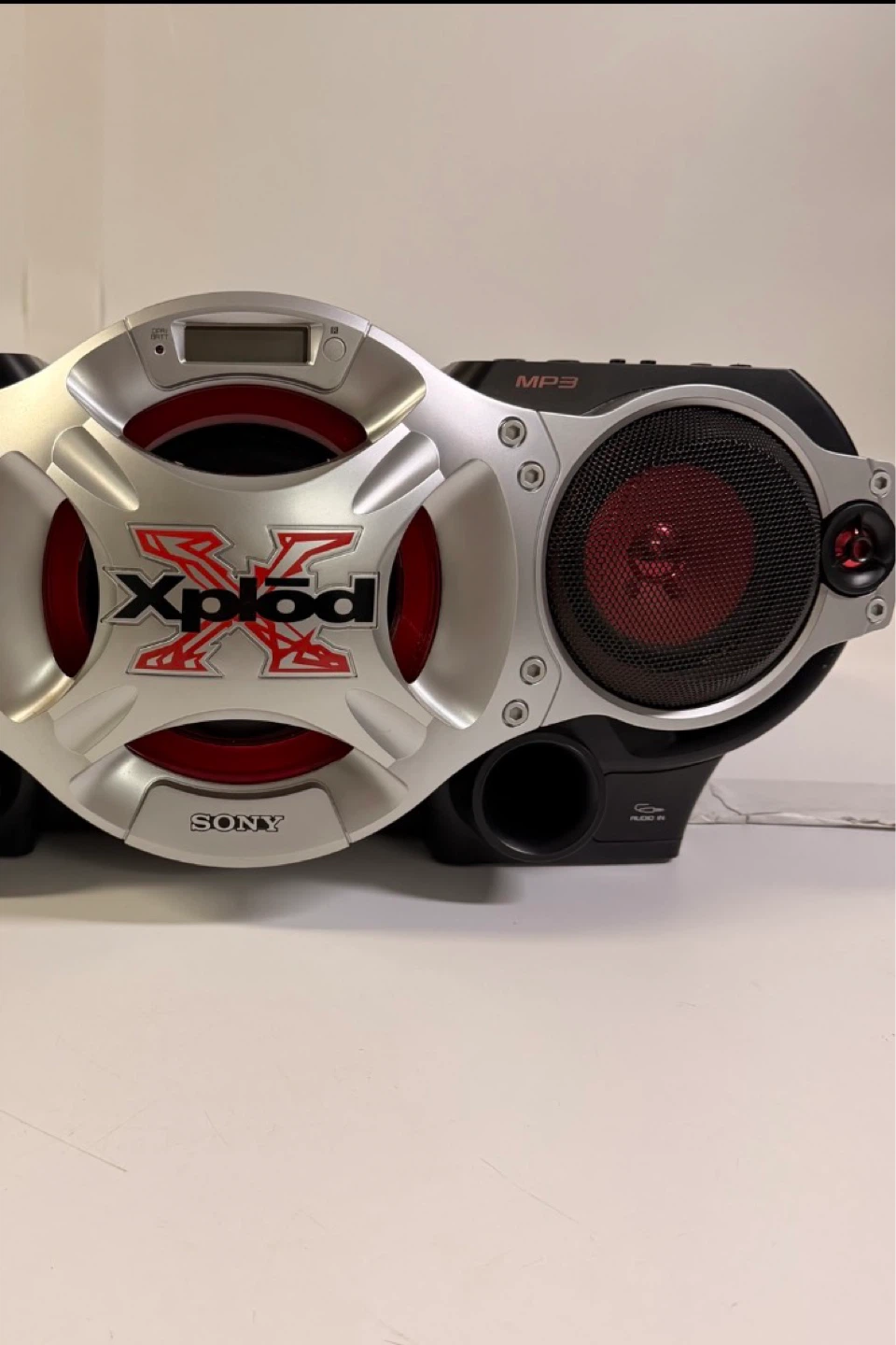 Sony Xplod CD Radio Cassette Boombox CFD-G770CPK MP3 - photo 2