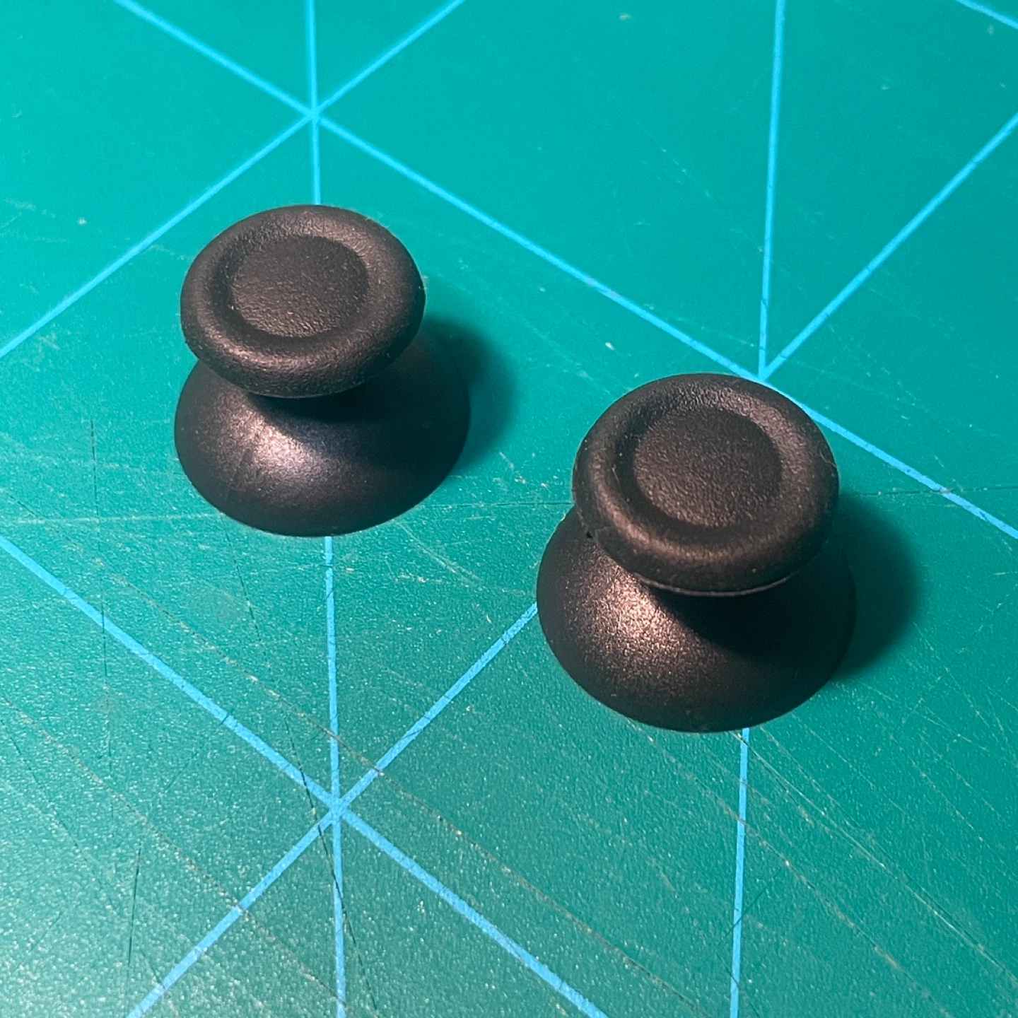 PS4 + PS5 Controller Thumbstick Cap Replacements NEW