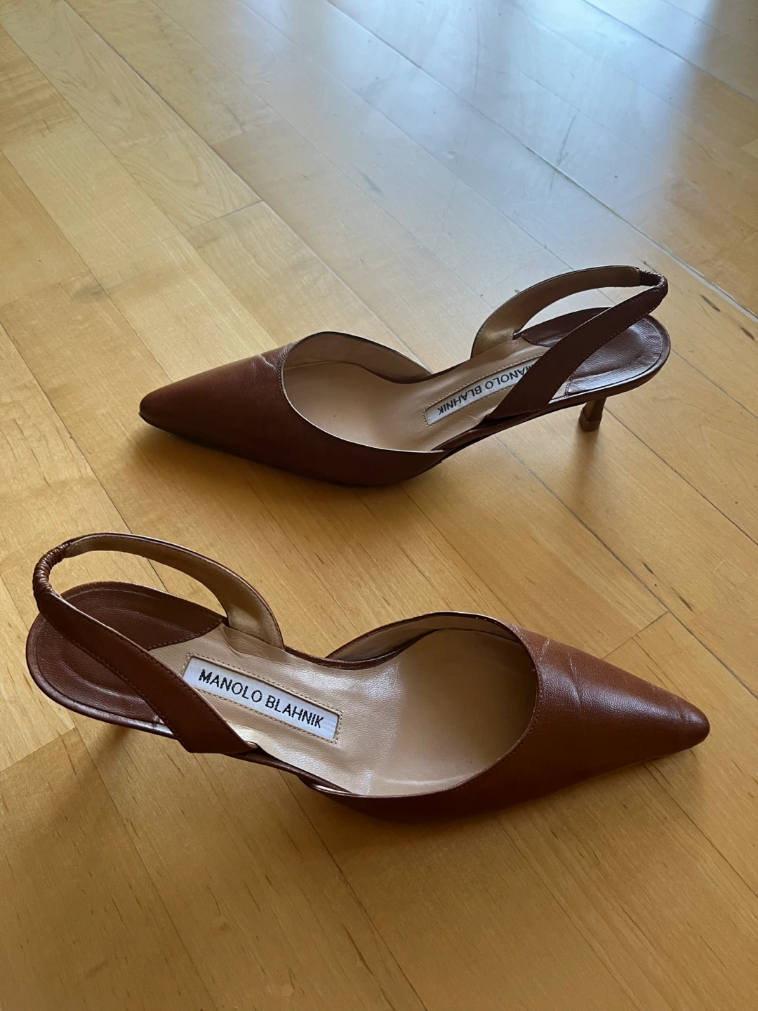Manolo Blahnik Brown Leather Slingback Heels Size 37 - photo 4