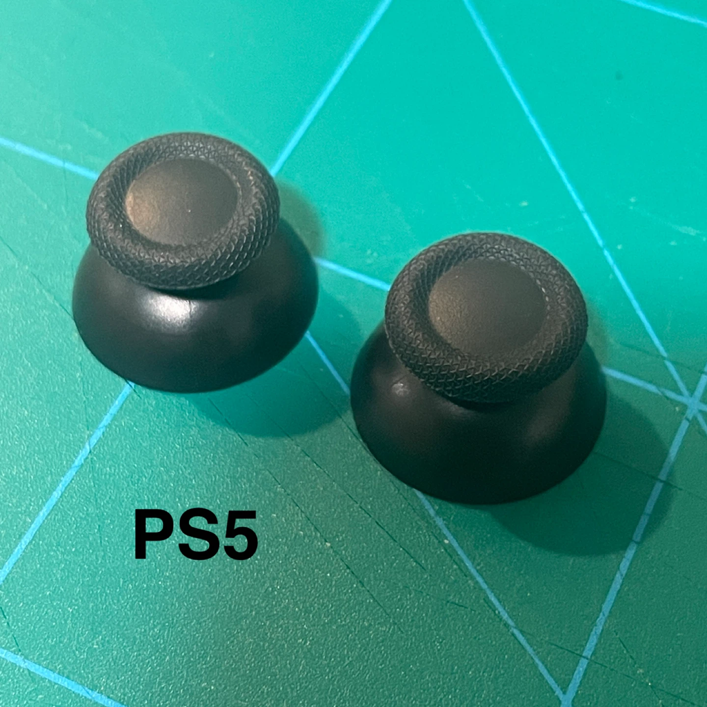 PS4 + PS5 Controller Thumbstick Cap Replacements NEW - photo 4