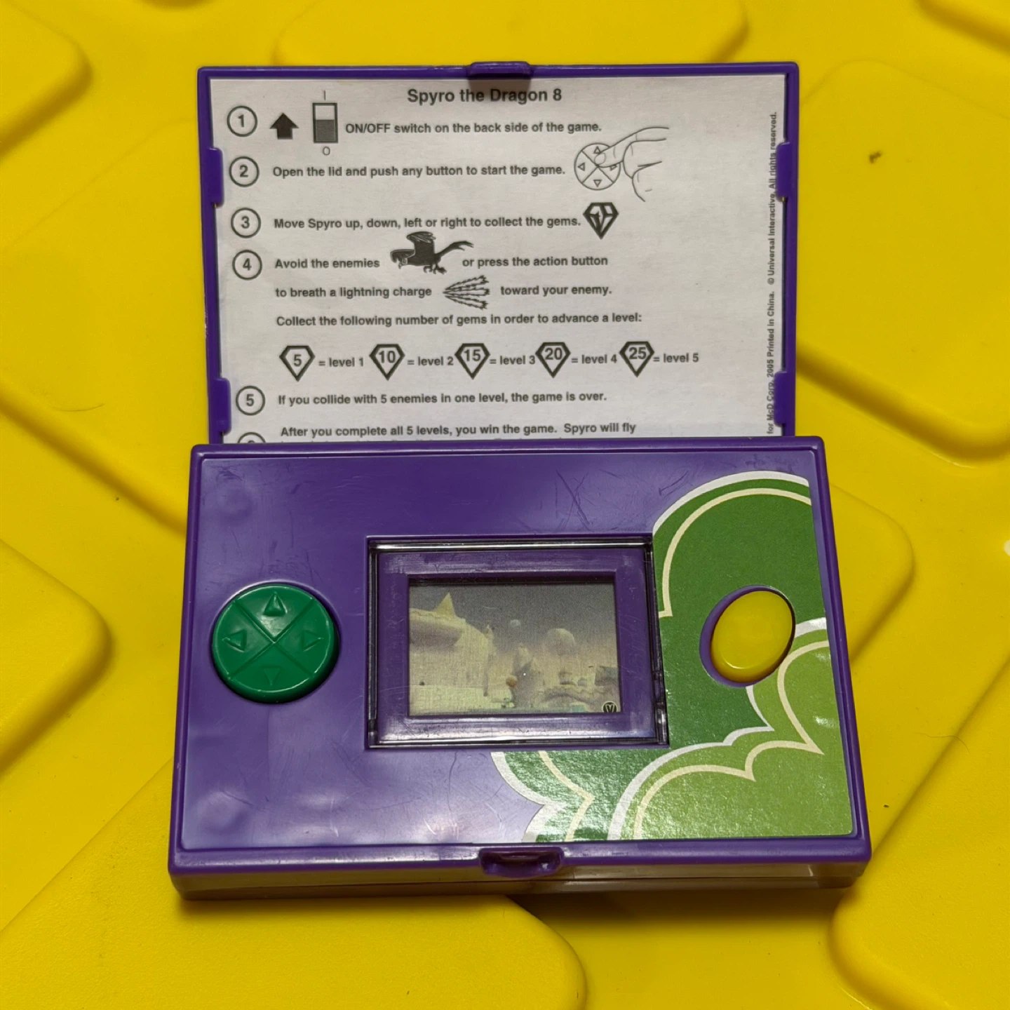 Retro Spyro the Dragon McDonald's Handheld Game - photo 2
