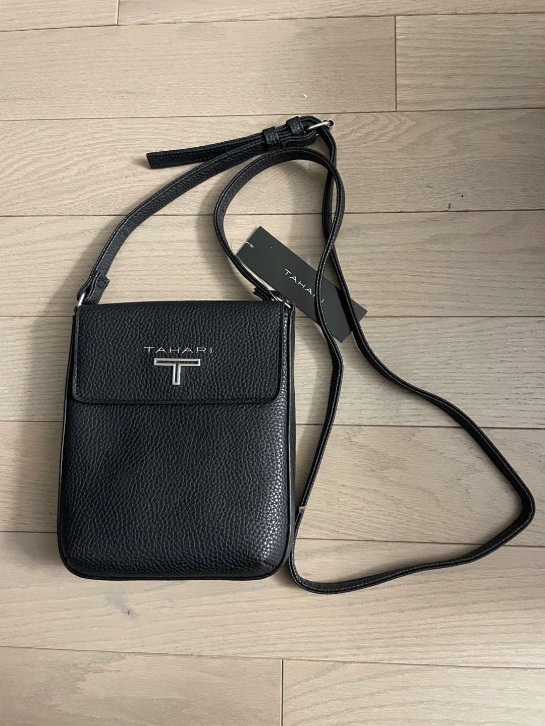 🆕 Tahari Black small Crossbody Bag