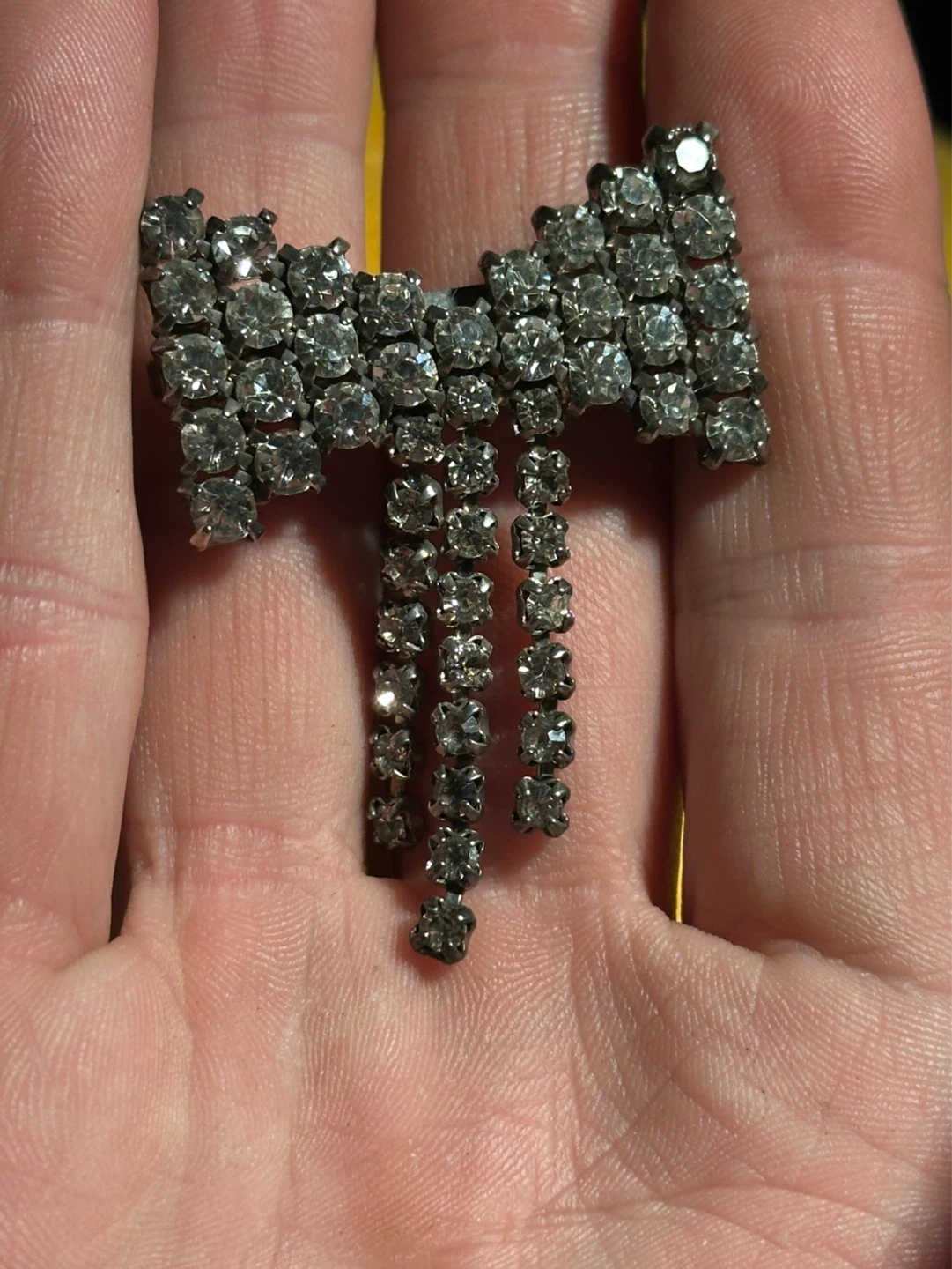Vintage Rhinestone Bowtie Brooch - photo 2