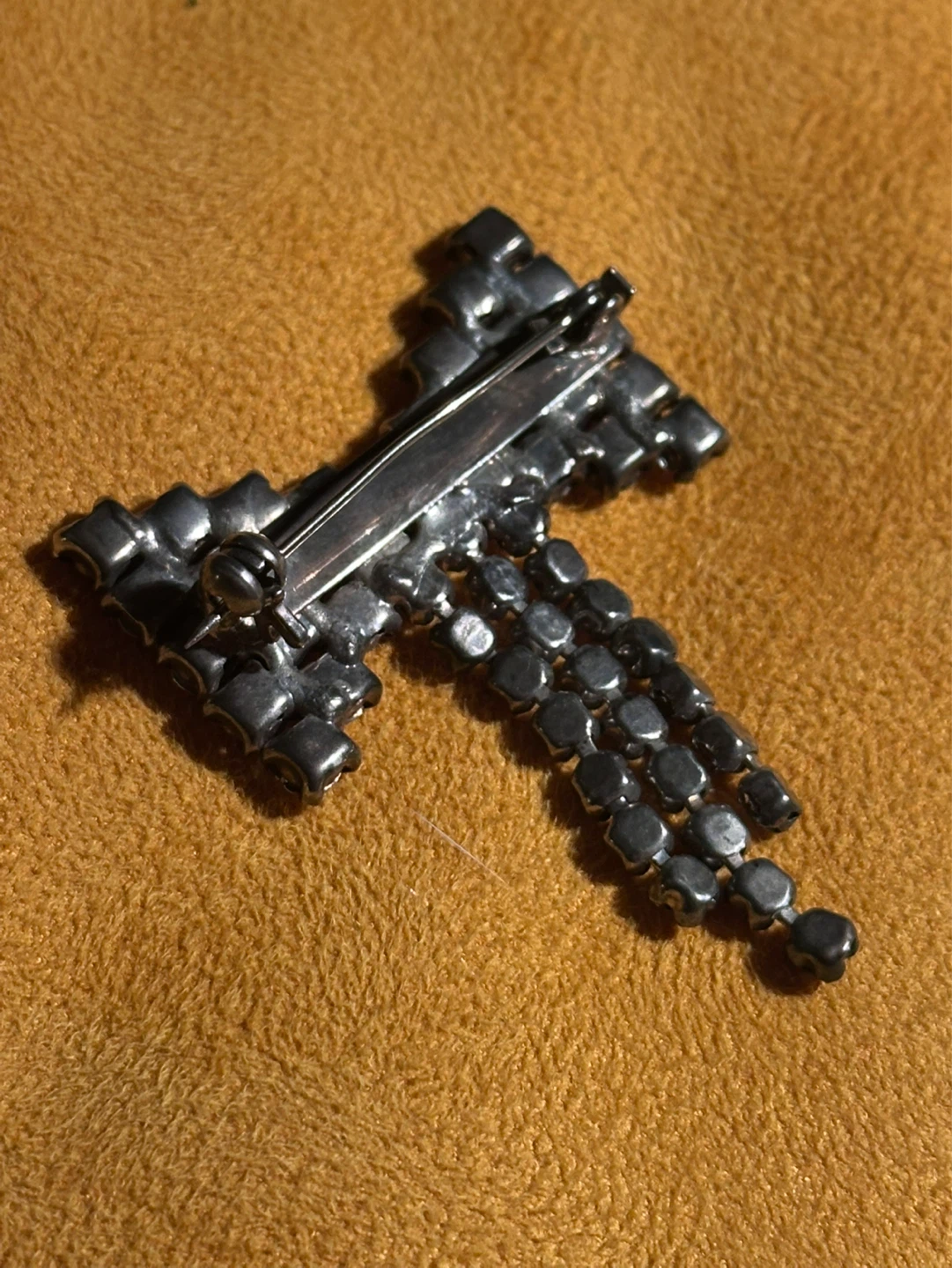 Vintage Rhinestone Bowtie Brooch - photo 4