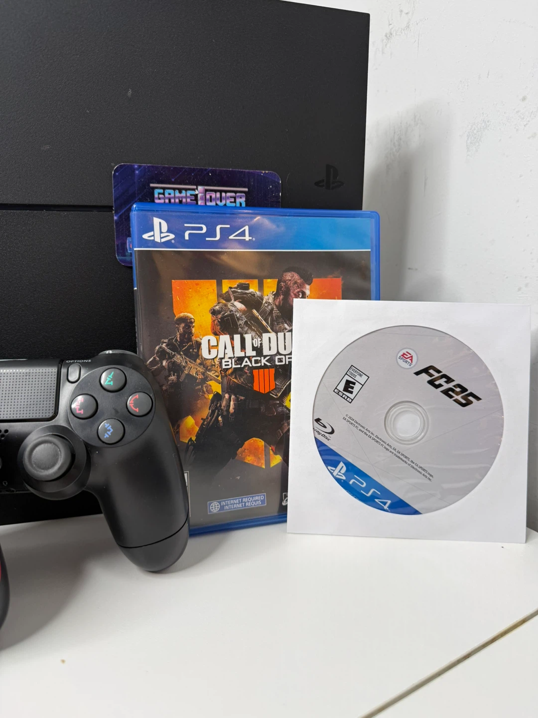 PlayStation 4 + games - photo 3