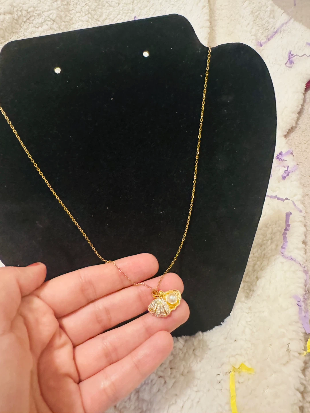 Gold-tone Shell Pendant Necklace with Pearl Accent - photo 2