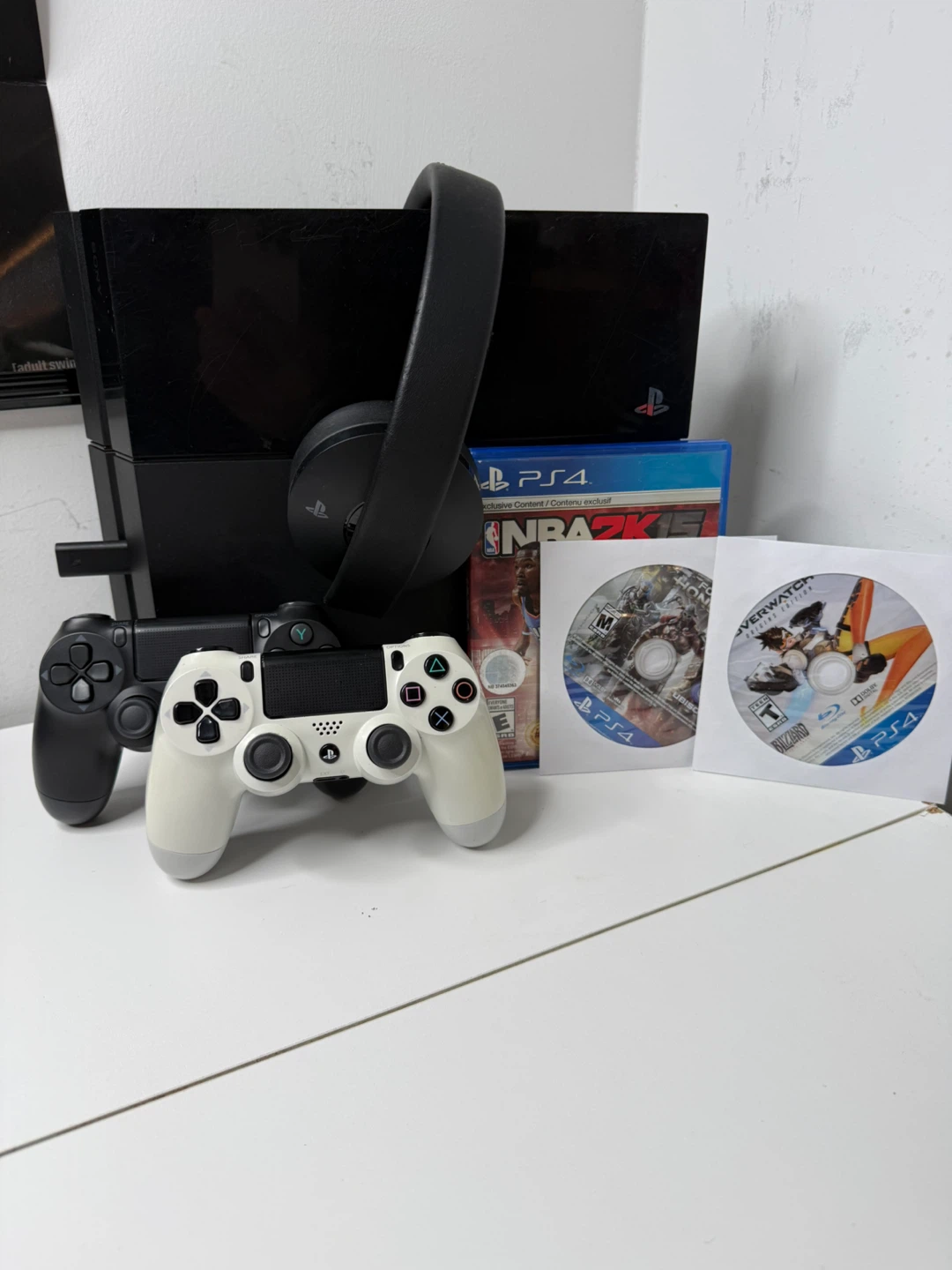 PlayStation 4 games + 2 controllers