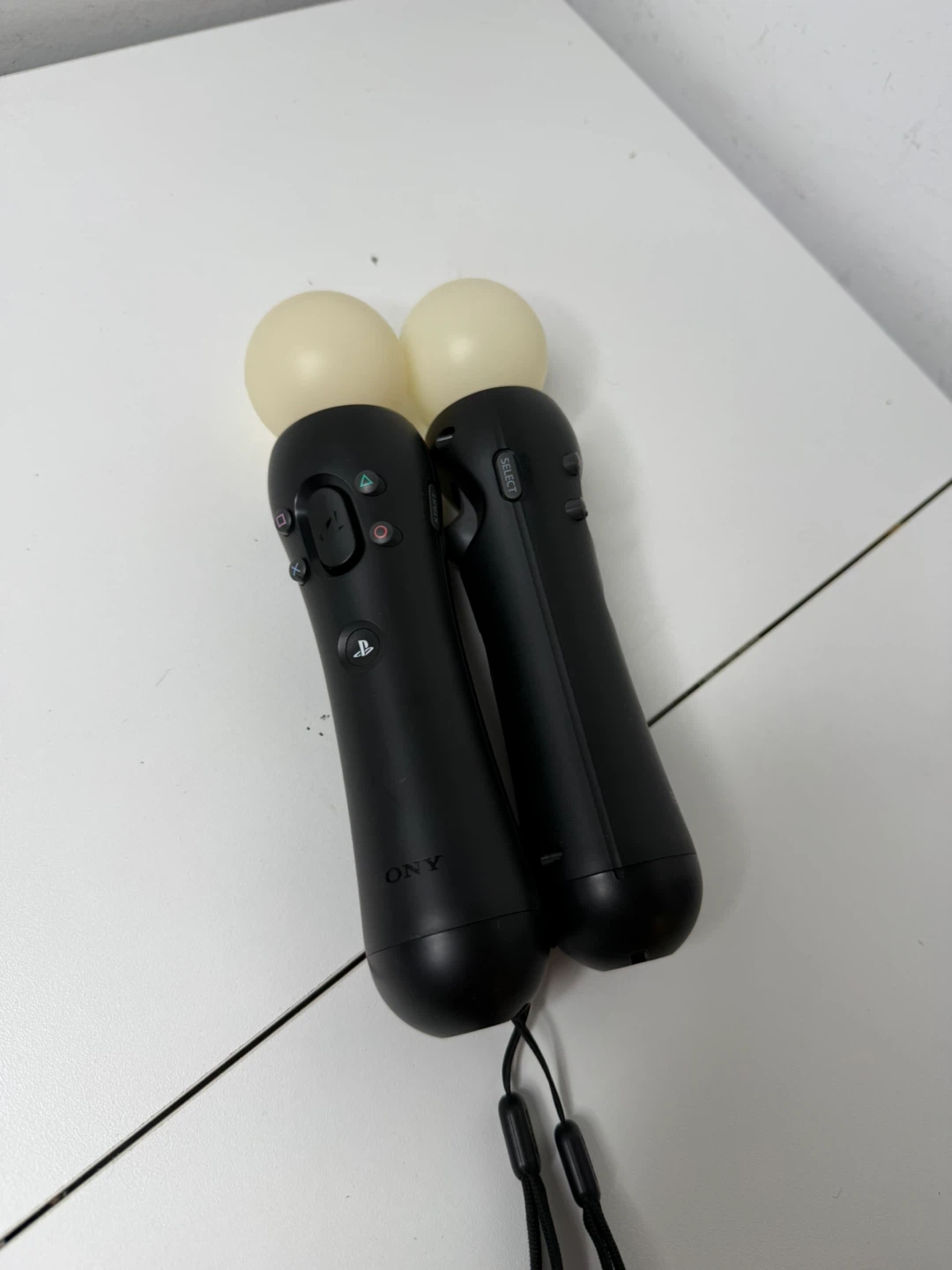 PlayStation move controllers pair - photo 2