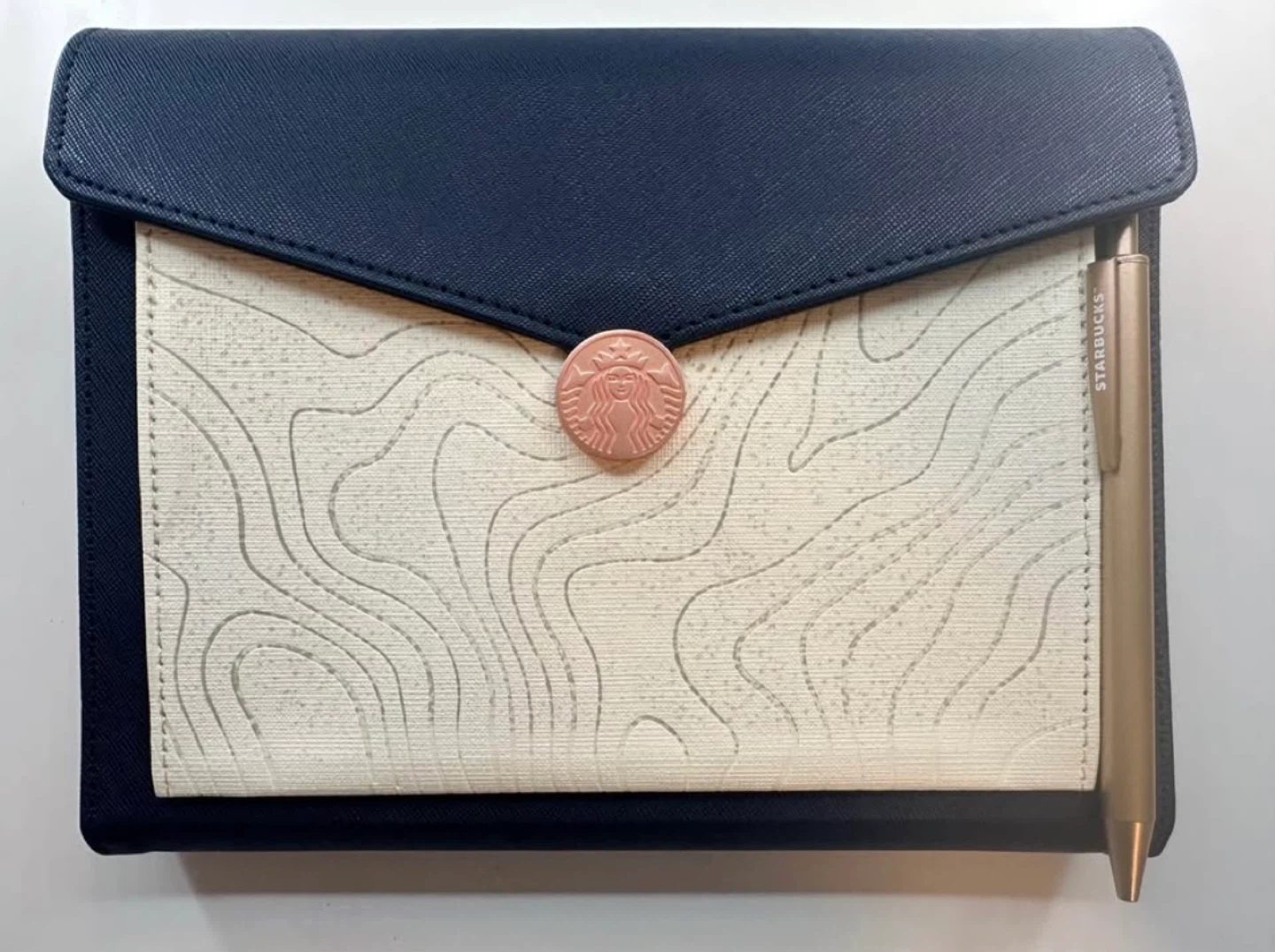 NEW STARBUCKS PLANNER CASE AND PEN (WITHOUT PLANNER)