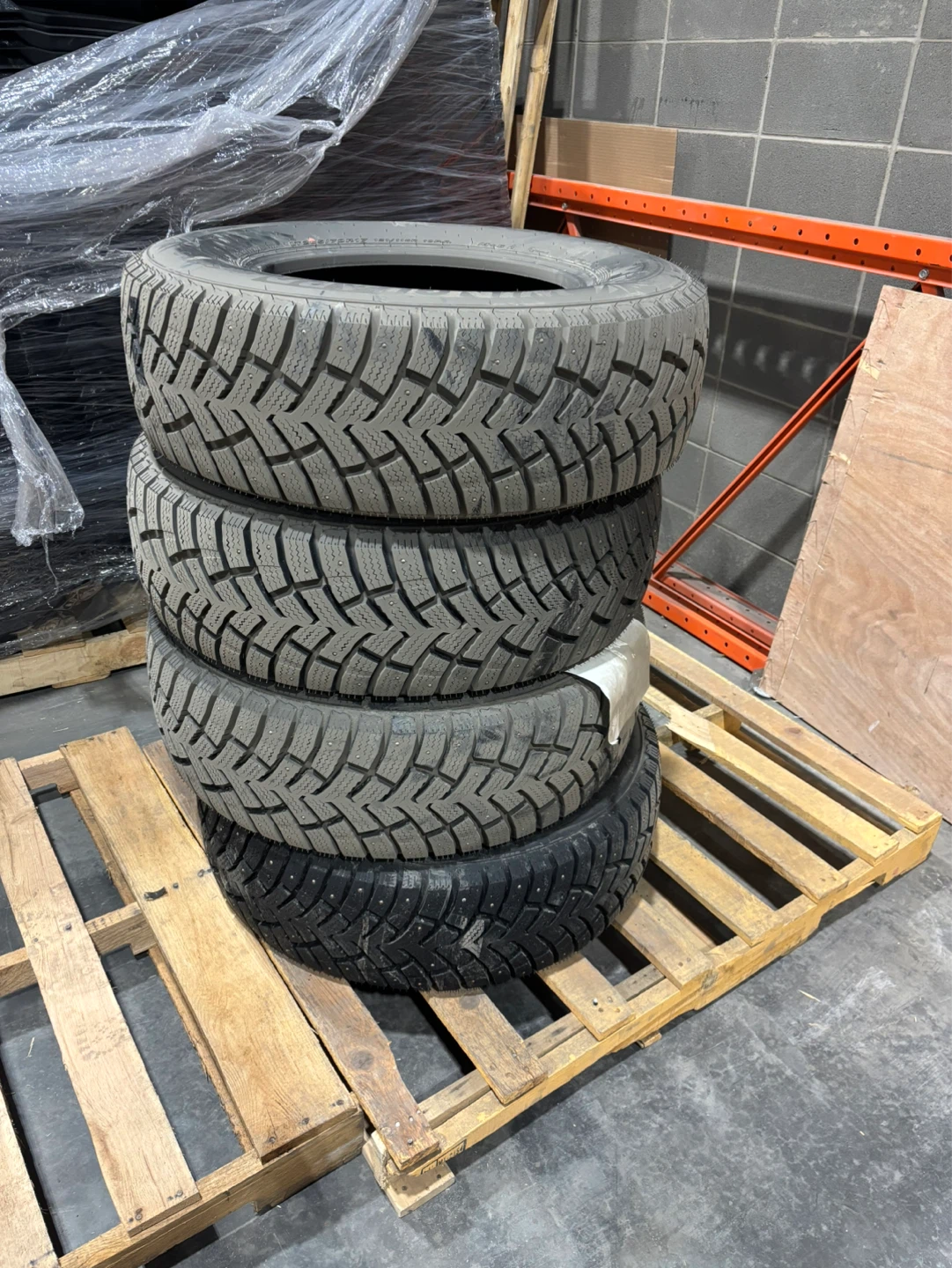 LT265/70R17 Winter Tires (Set of 4)