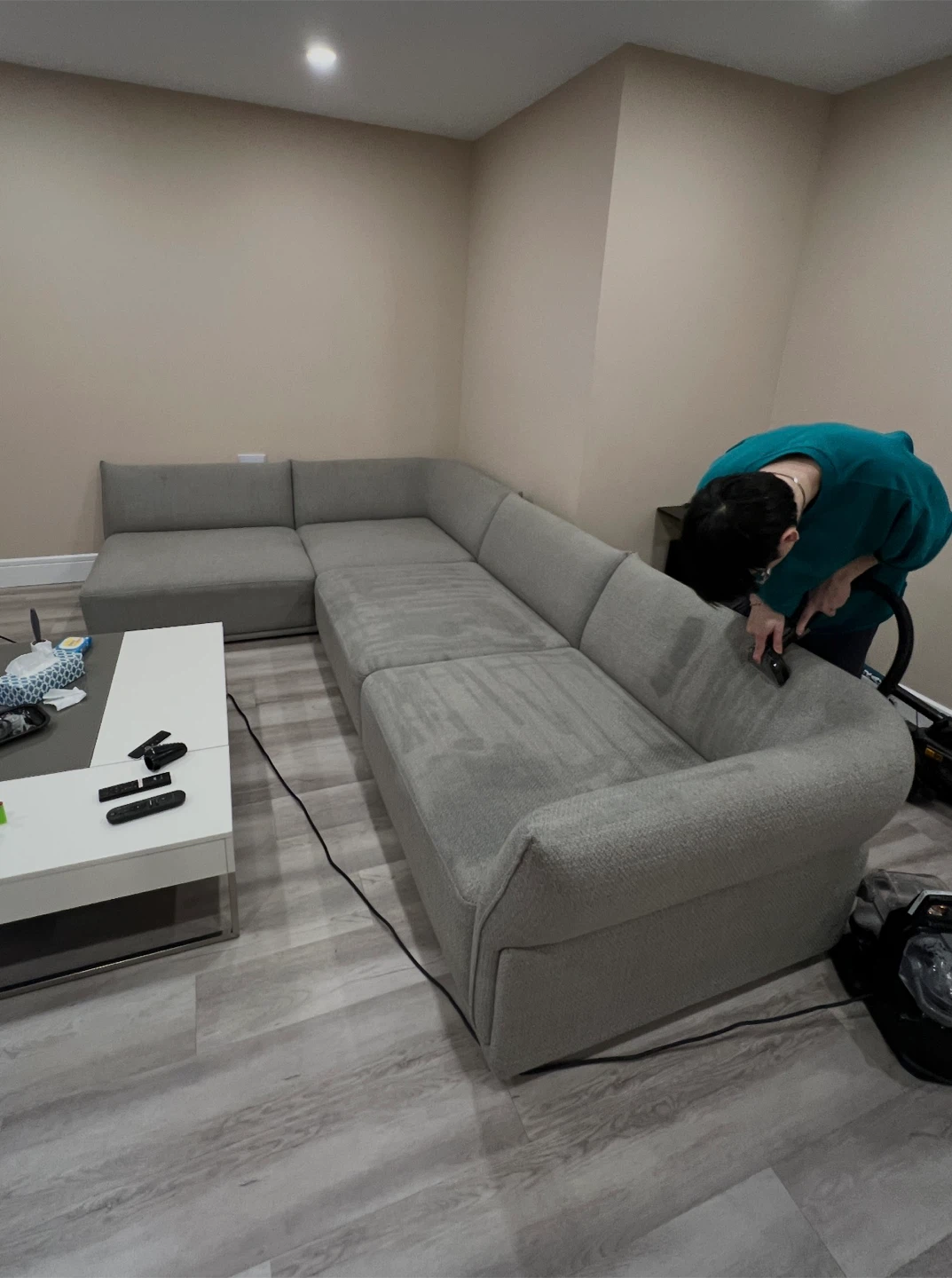 Modern Light Grey L-Shaped Sectional Sofa - photo 3