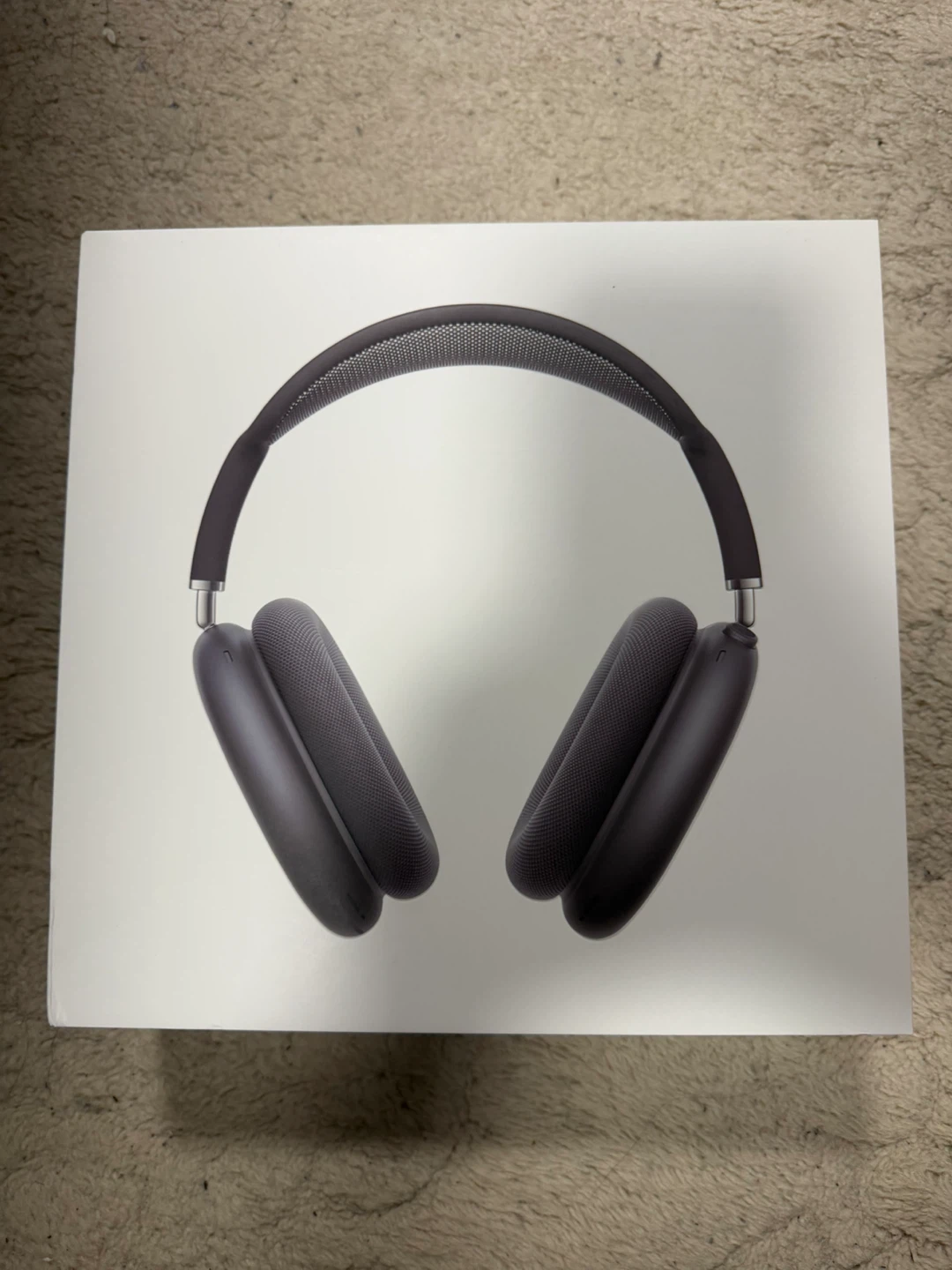 Brand new Apple AirPods Max with Smart Case