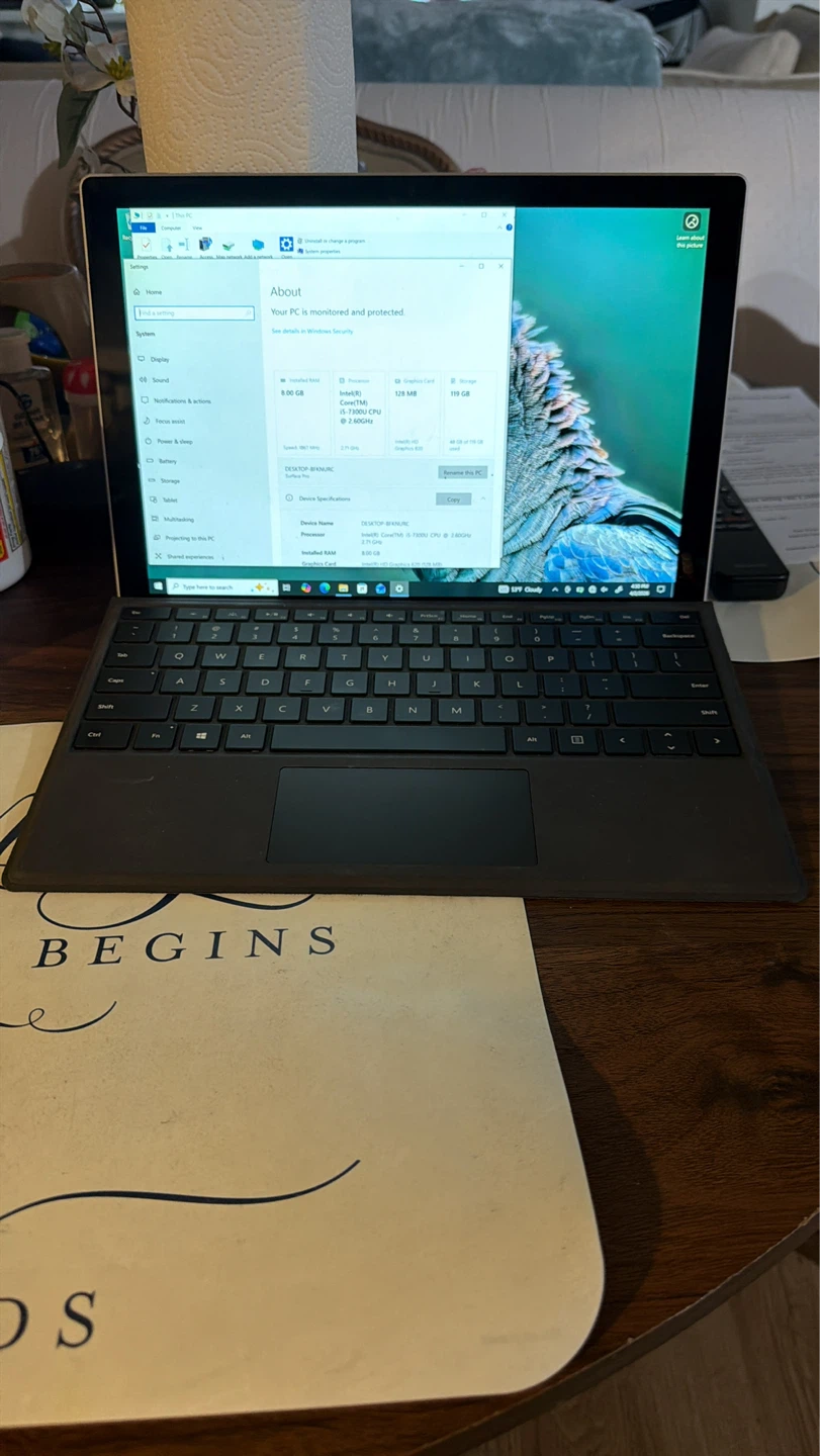 Microsoft Surface Pro 4 Tablet - 8GB RAM