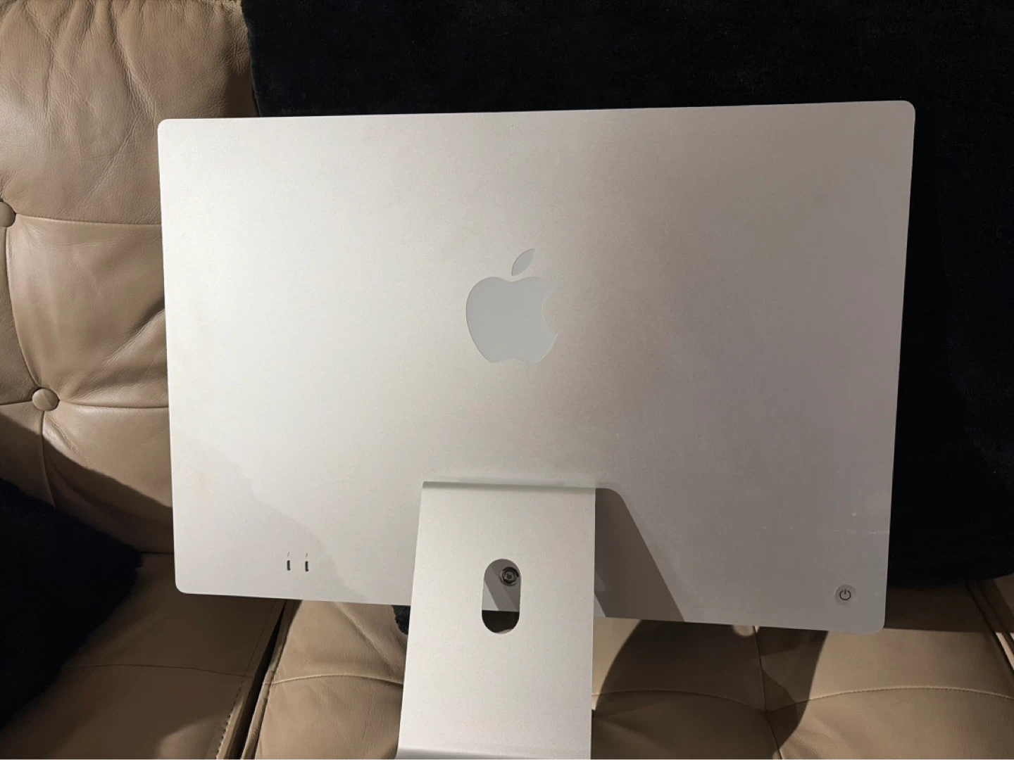 Apple iMac All-in-One Desktop m2 2022 - photo 2
