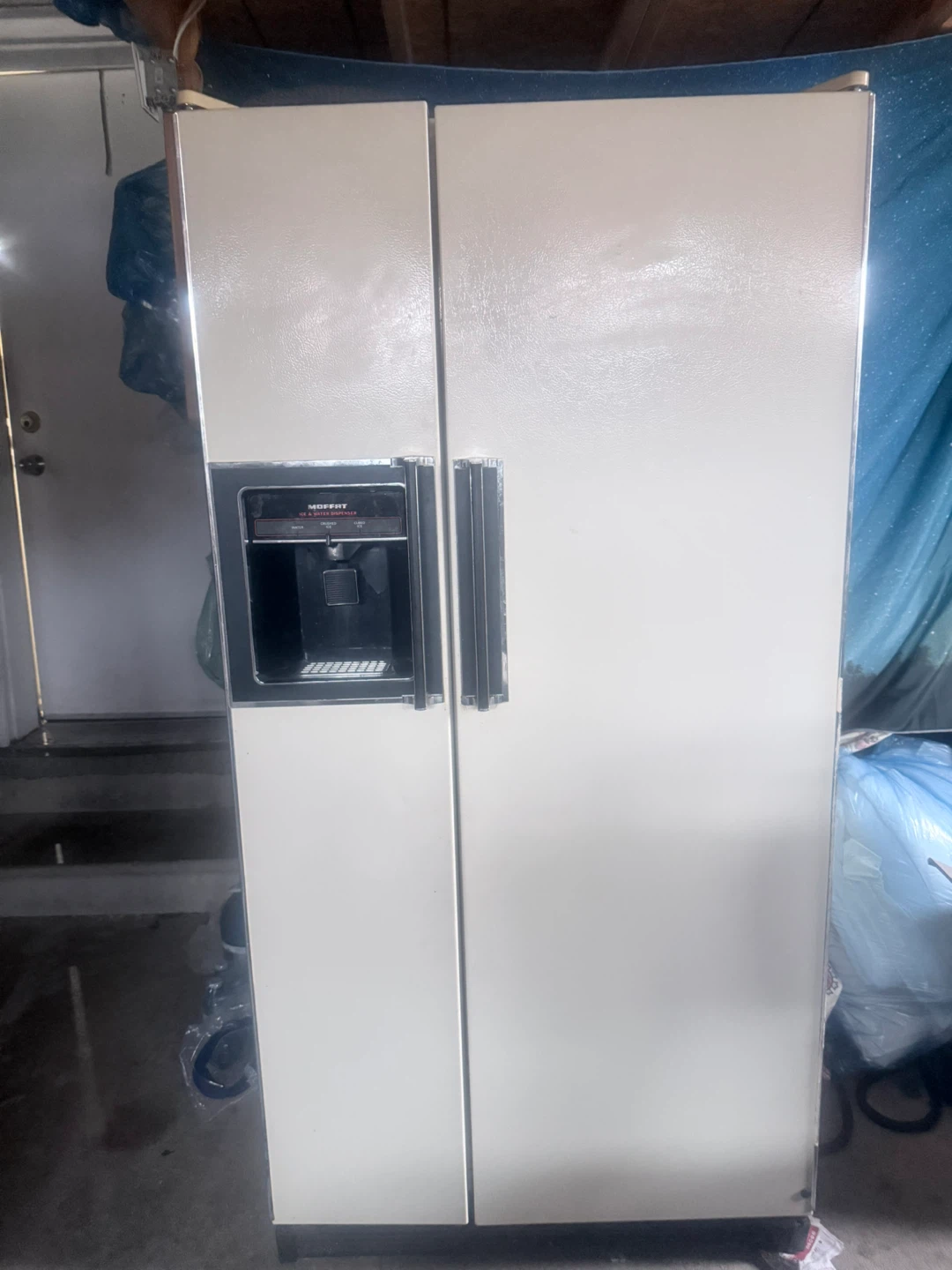Refrigerator