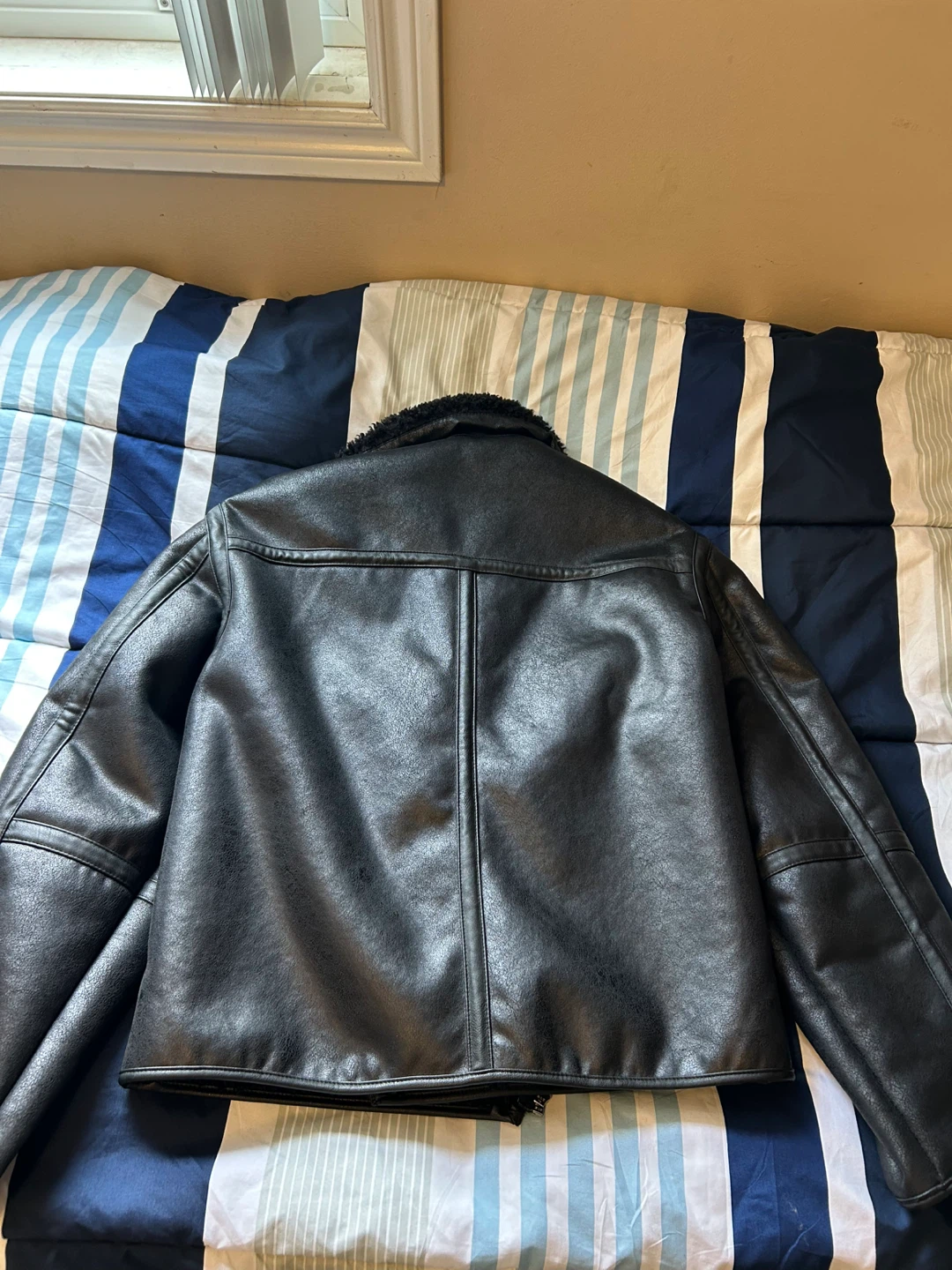 H&M Leather Sherpa Jacket - photo 3