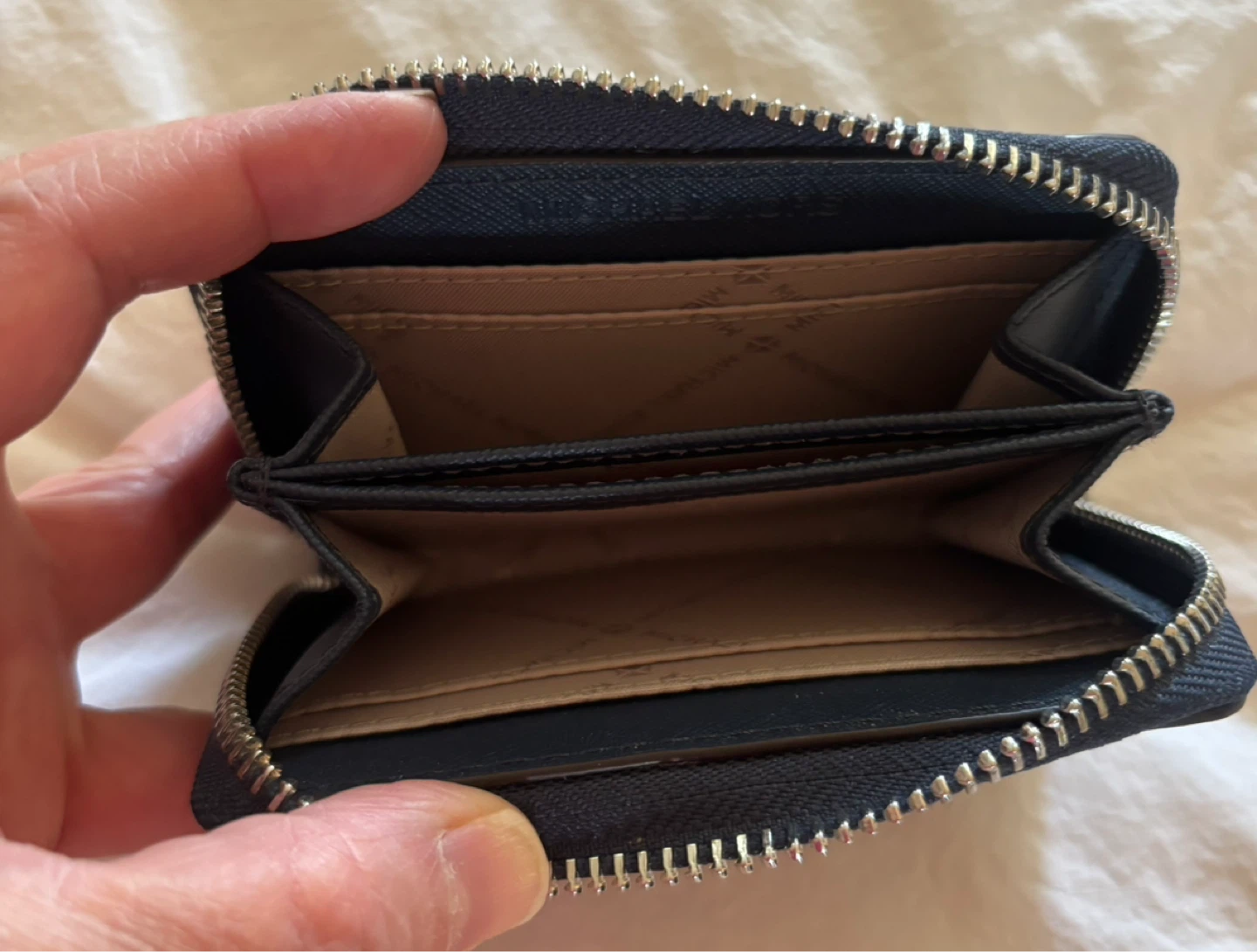 Michael Kors Small Zip Coin Pouch Card Holder - photo 3