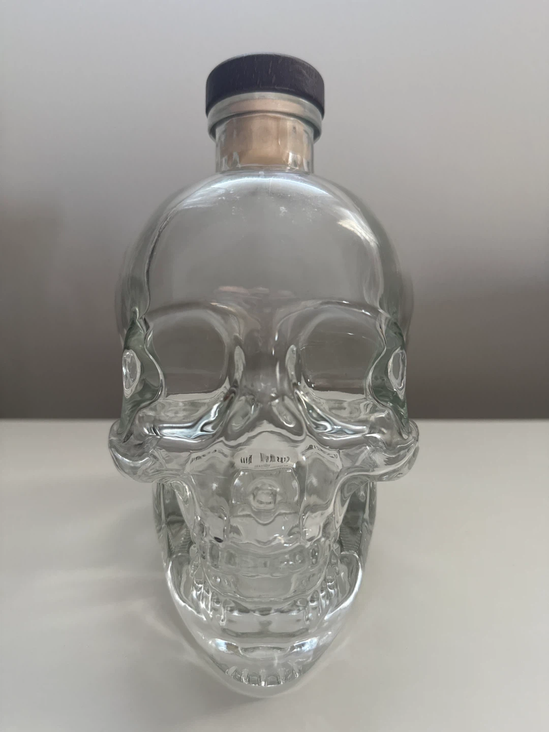 Crystal Head Vodka Bottle - Skull Shaped Glass - photo 5