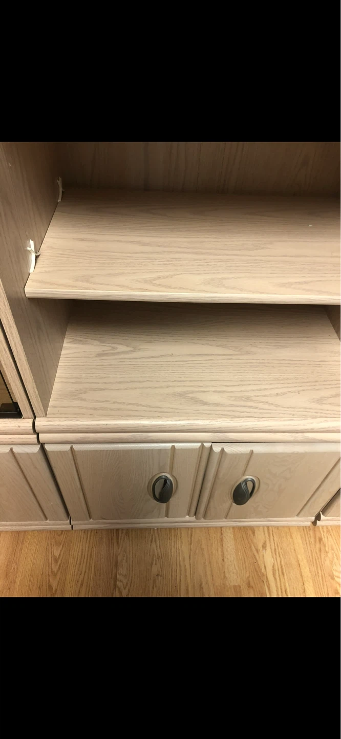 1-3 units bookshelf *PENDING* - photo 3