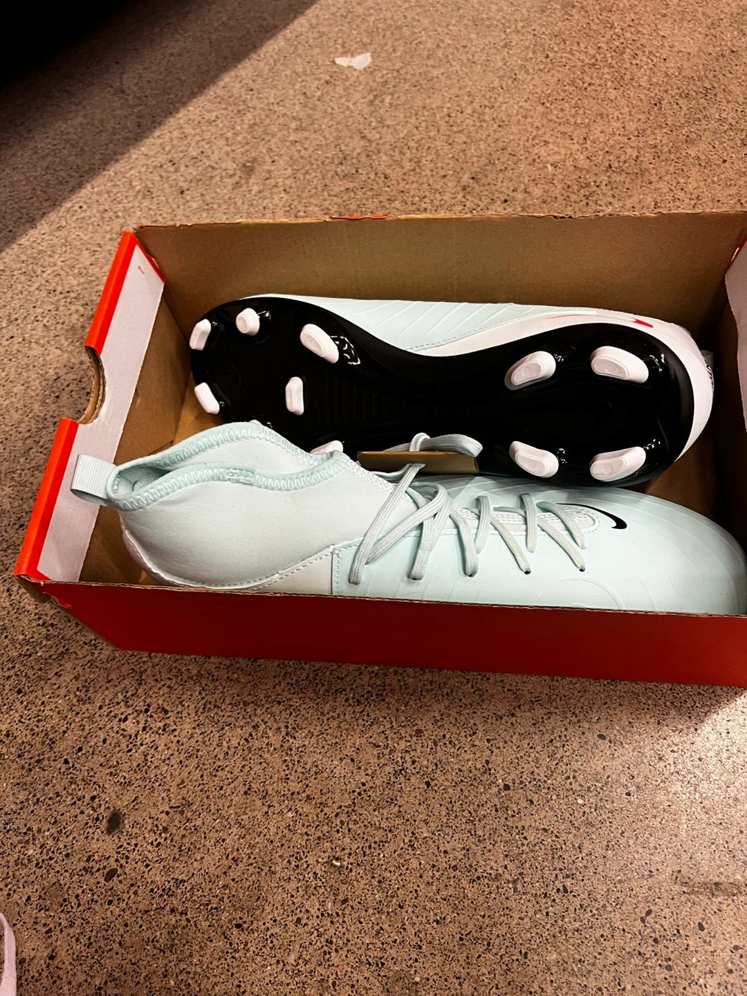 Nike Phantom Luna Soccer Cleats - photo 3