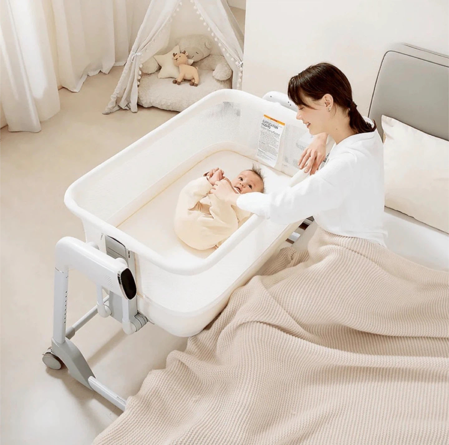 Maydolly Smart Electric Bassinet/Playpen