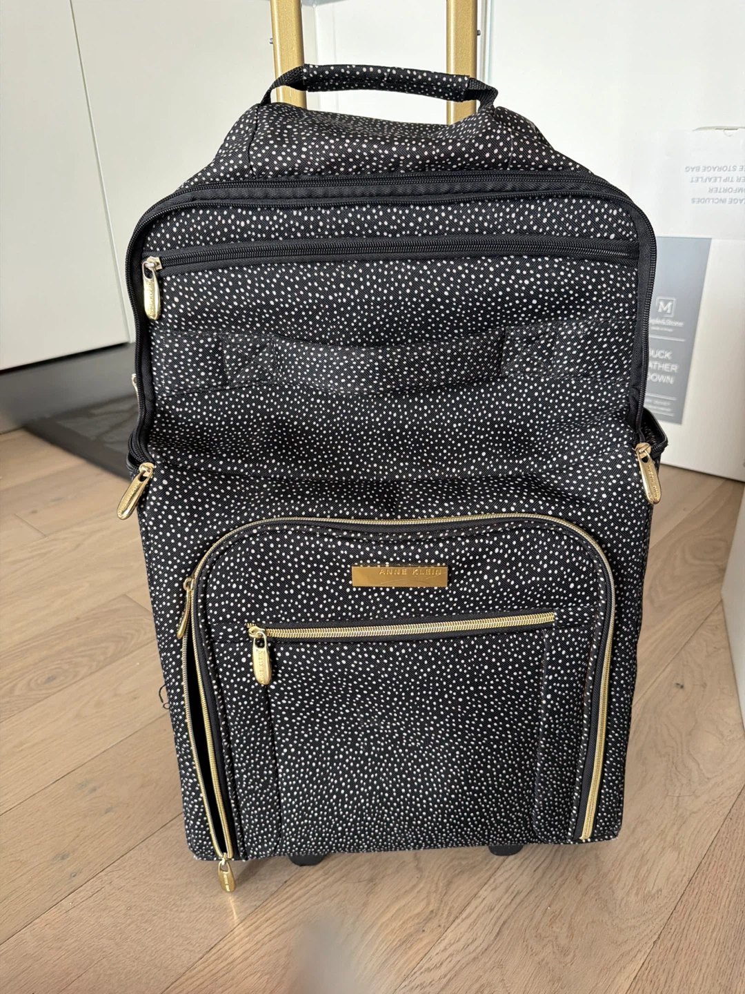 Anne klein  Rolling Suitcase