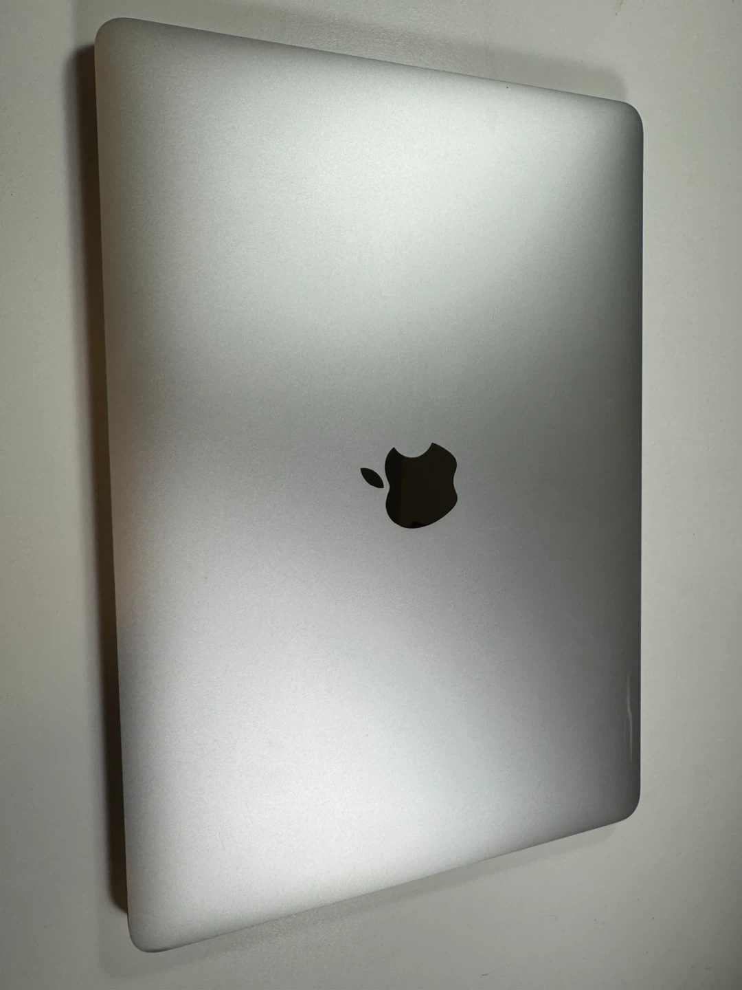 Apple MacBook Pro 13-inch M2, 8GB RAM - photo 2