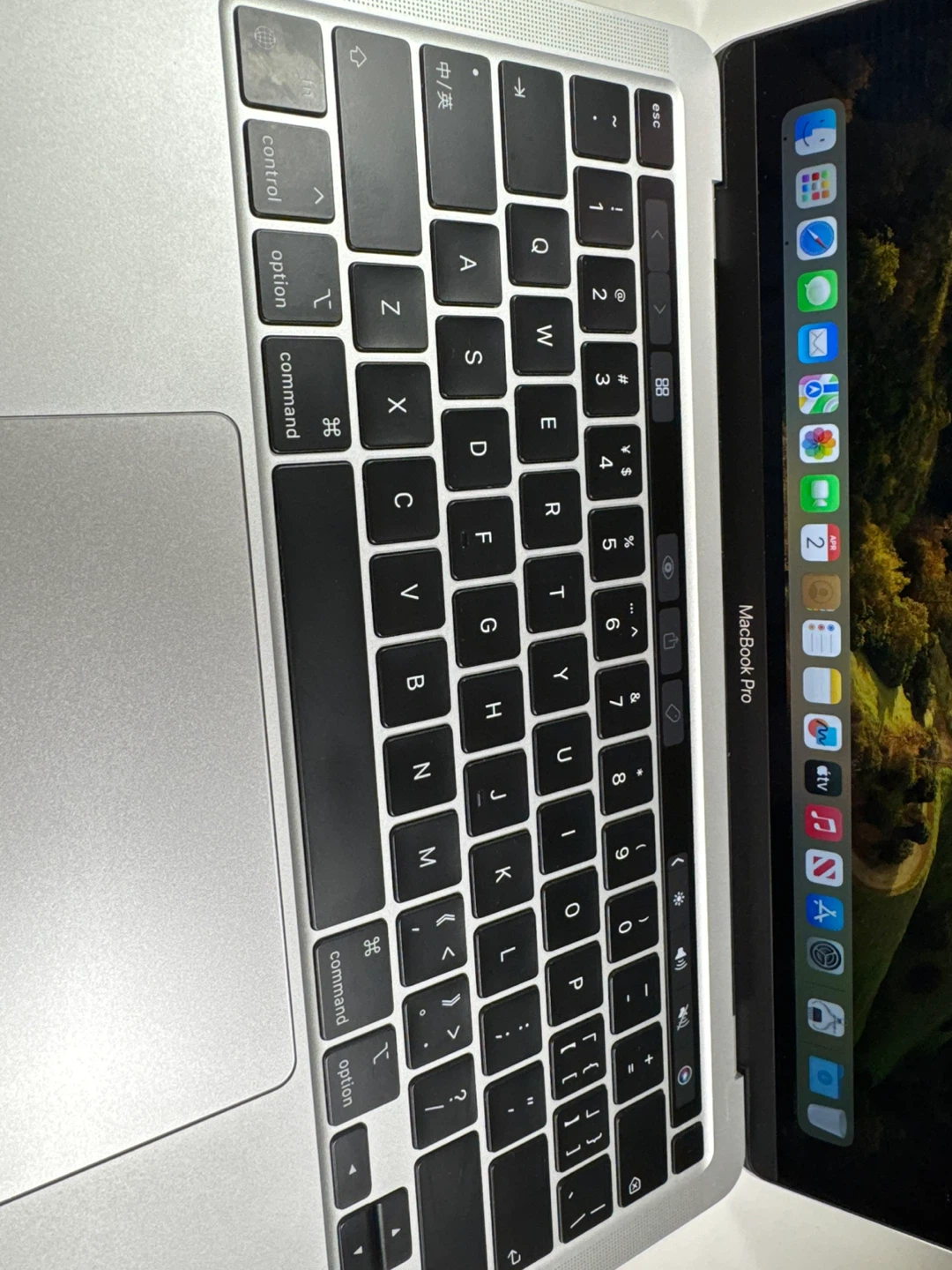 Apple MacBook Pro 13-inch M2, 8GB RAM - photo 4