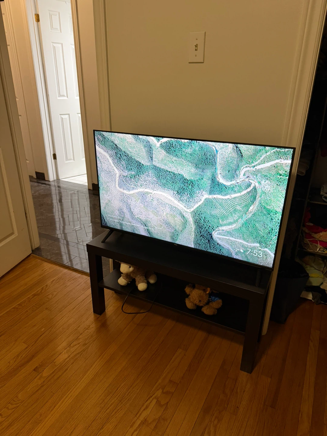 TCL 4-Series 40" HD Smart Roku TV - photo 2
