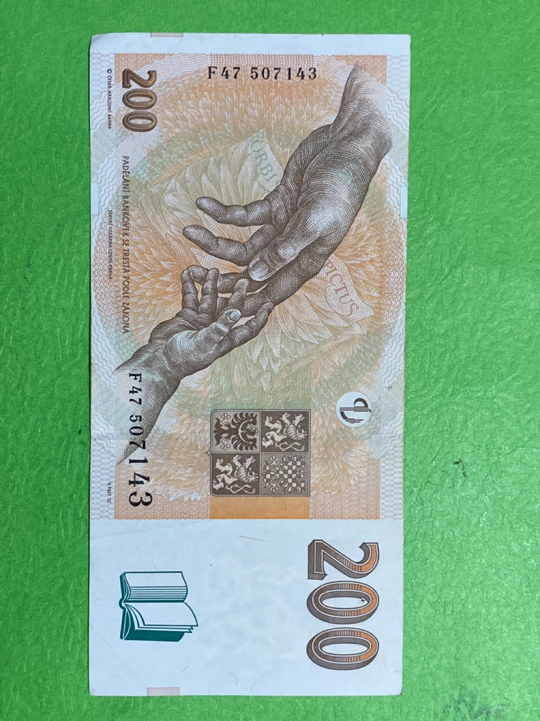 200 Czech Koruna Banknote - photo 2
