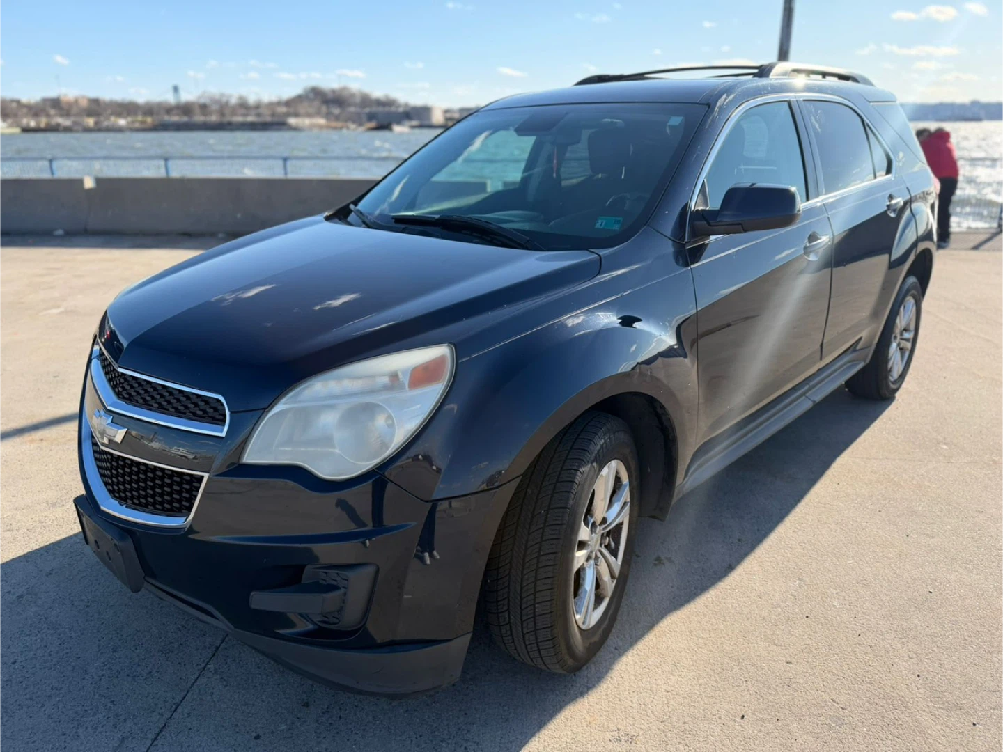 Black Chevrolet Equinox LT SUV - photo 2