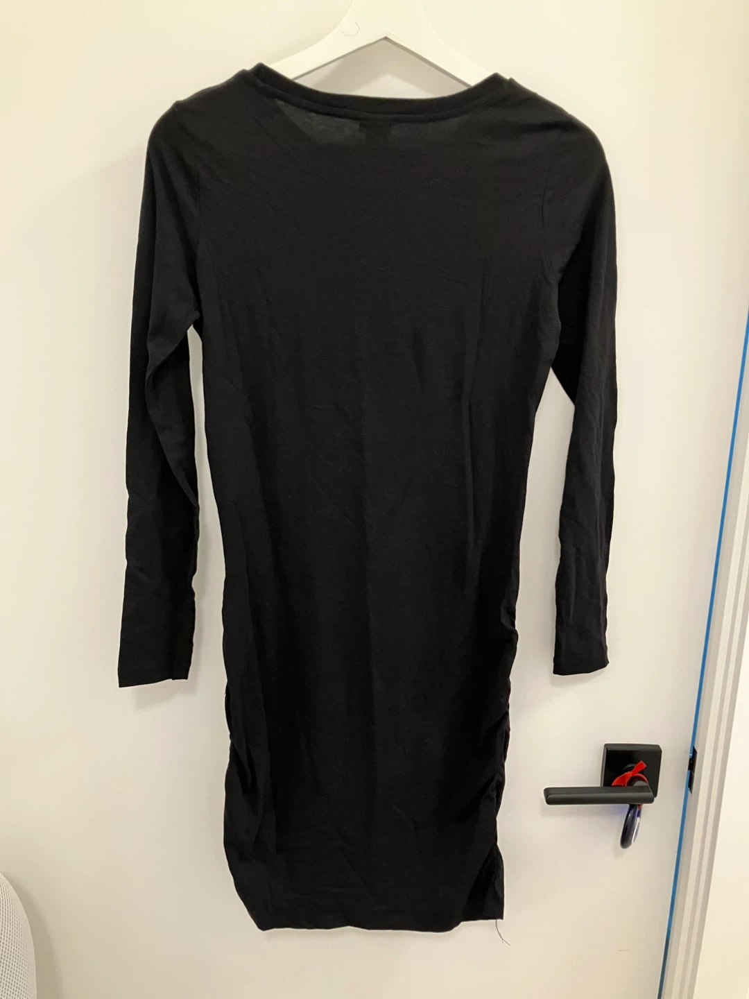 Bench. Black Sequin Logo Dress Size S - photo 3