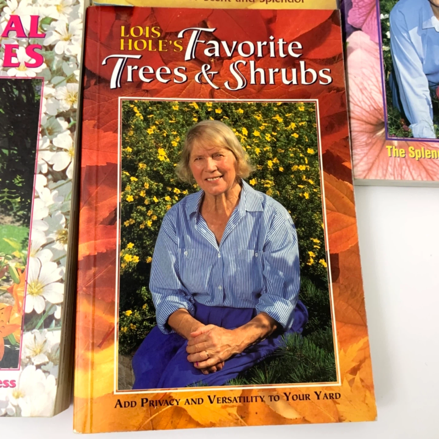 Gardening Books Lois Hole 5 Book Lot Garden Guides - photo 5
