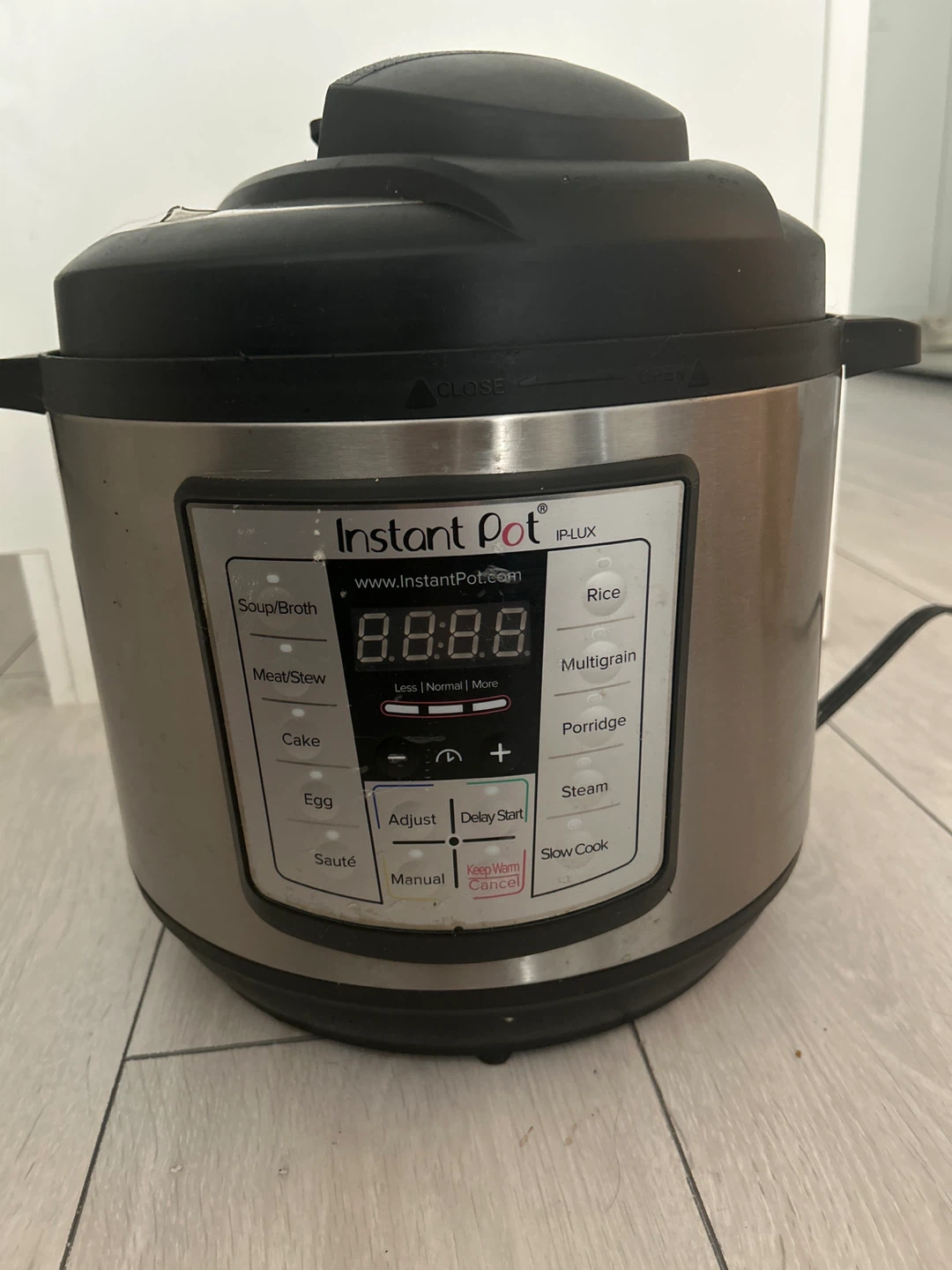 Instant pot IP-LUX80 8 quart