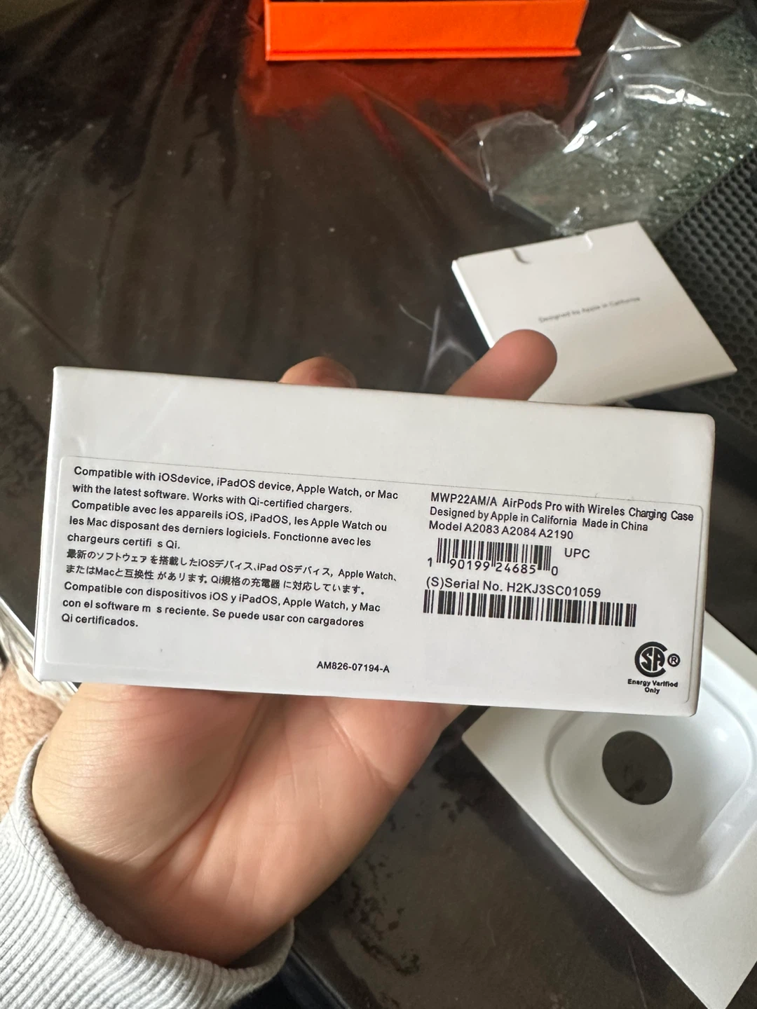 Apple AirPods Pro (2nd Gen) with Wireless Charging Case - photo 2