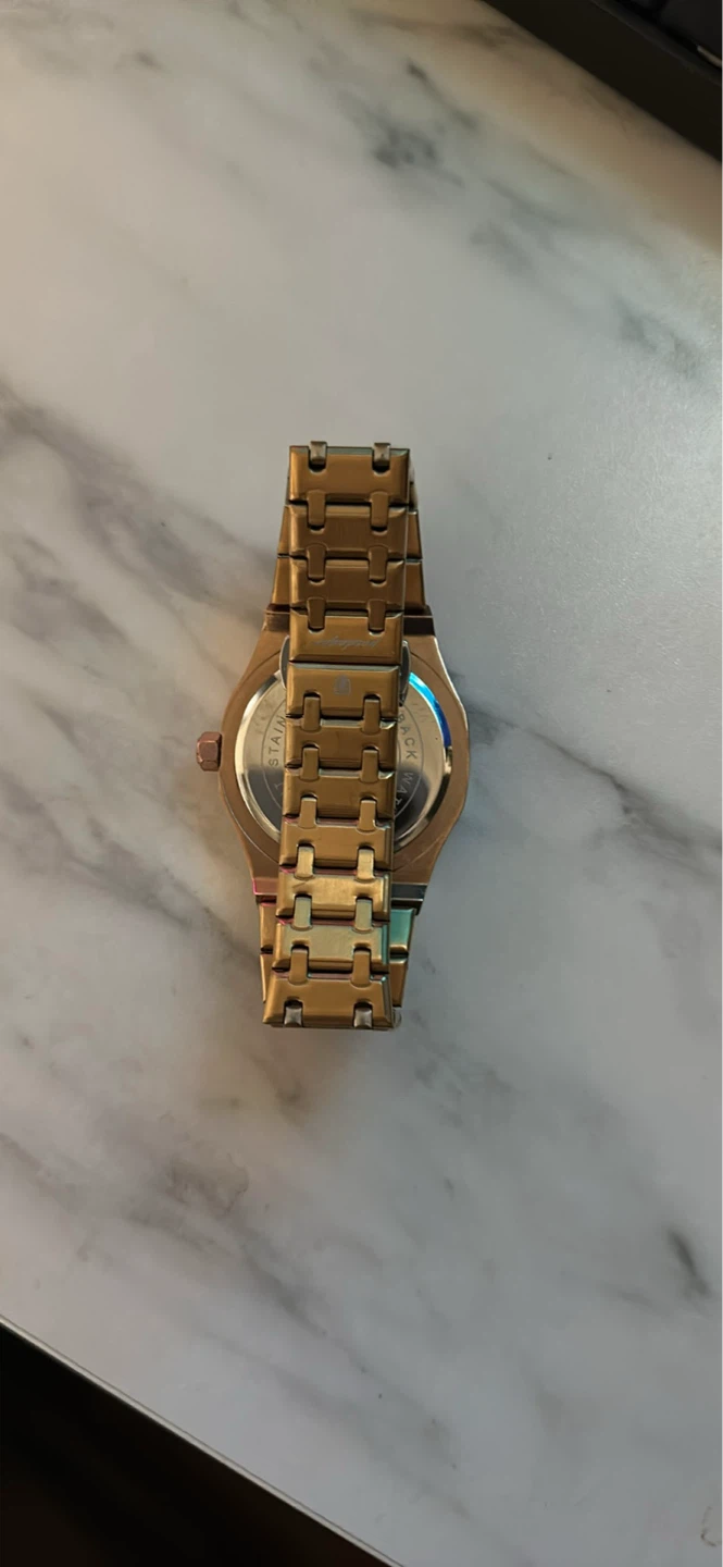 Gold Tone Watch - photo 2