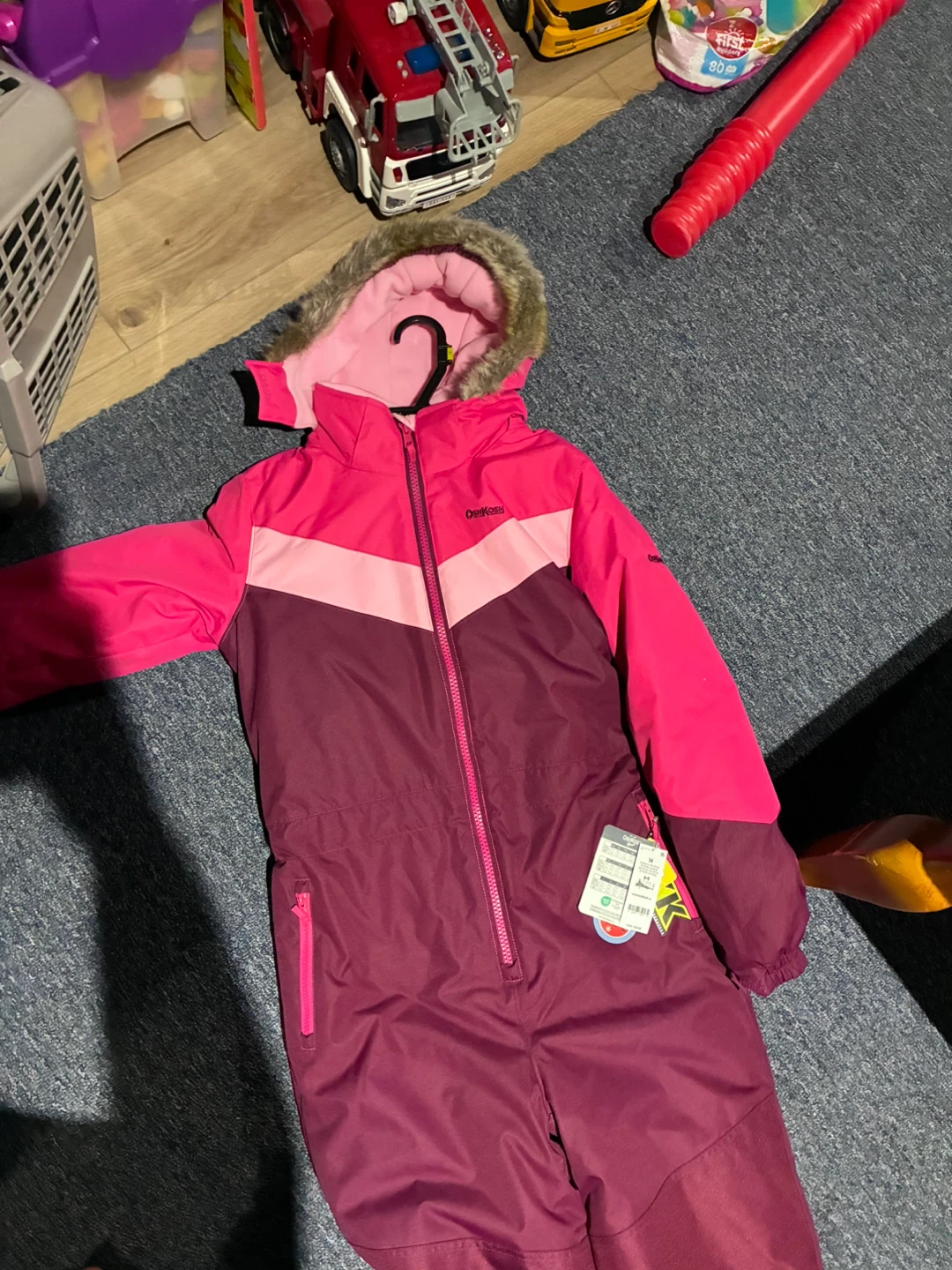 OshKosh B'gosh Snowsuit new with tags - photo 2