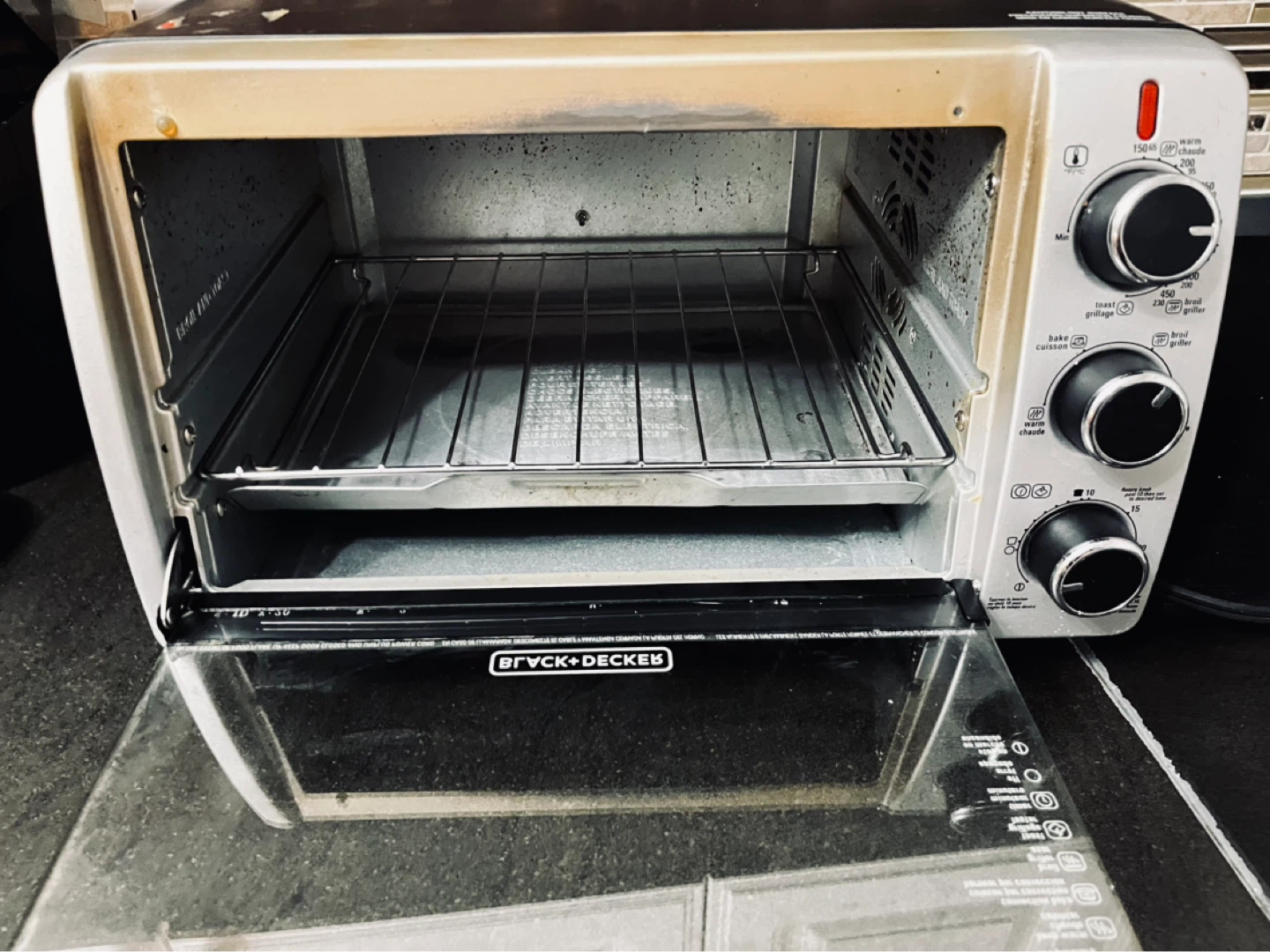 Black + Decker Toaster Oven - photo 3