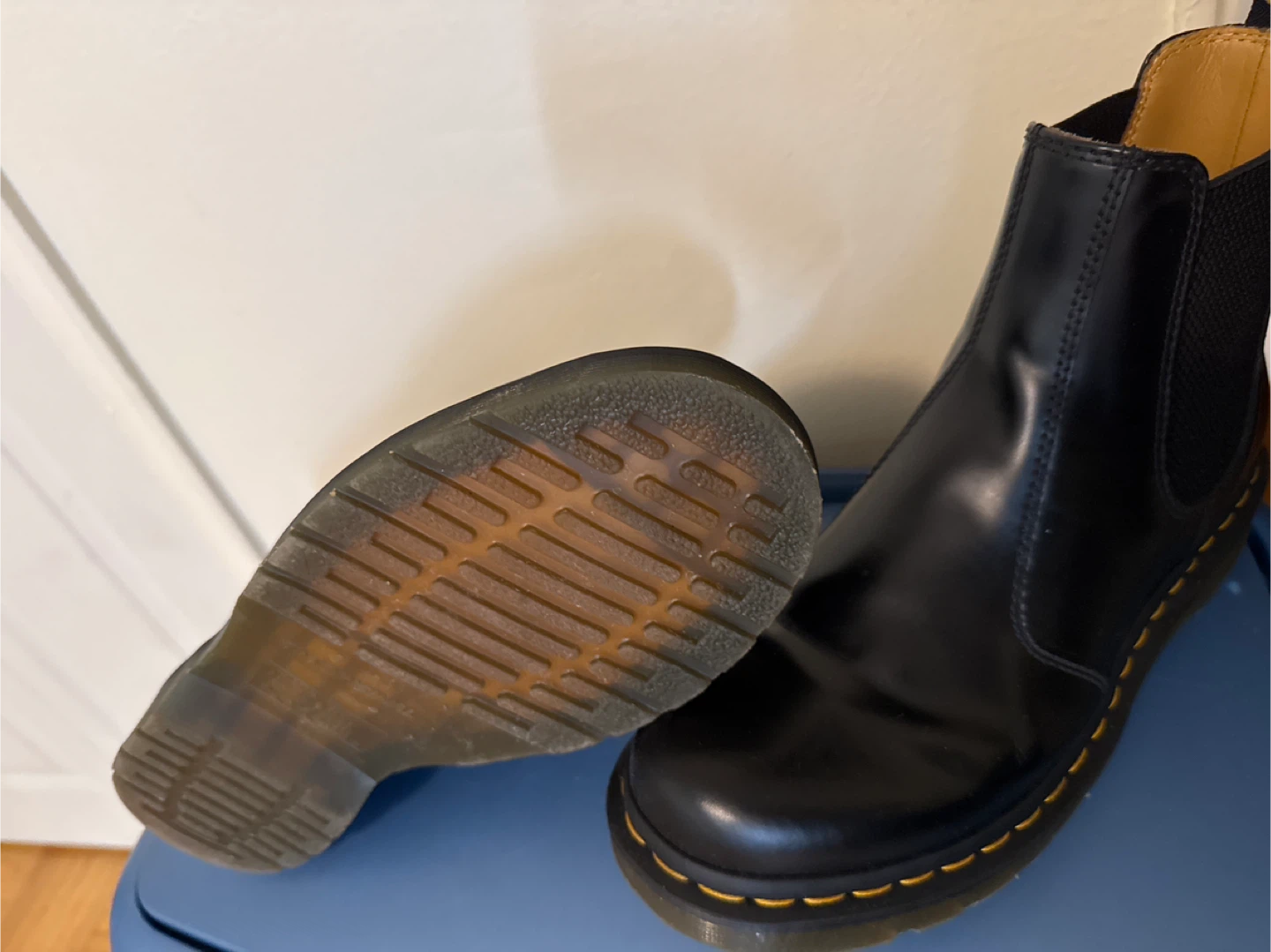 Dr. Martens 2976  Chelsea Boots Black Leather Size 8 UK/42 EU - photo 2