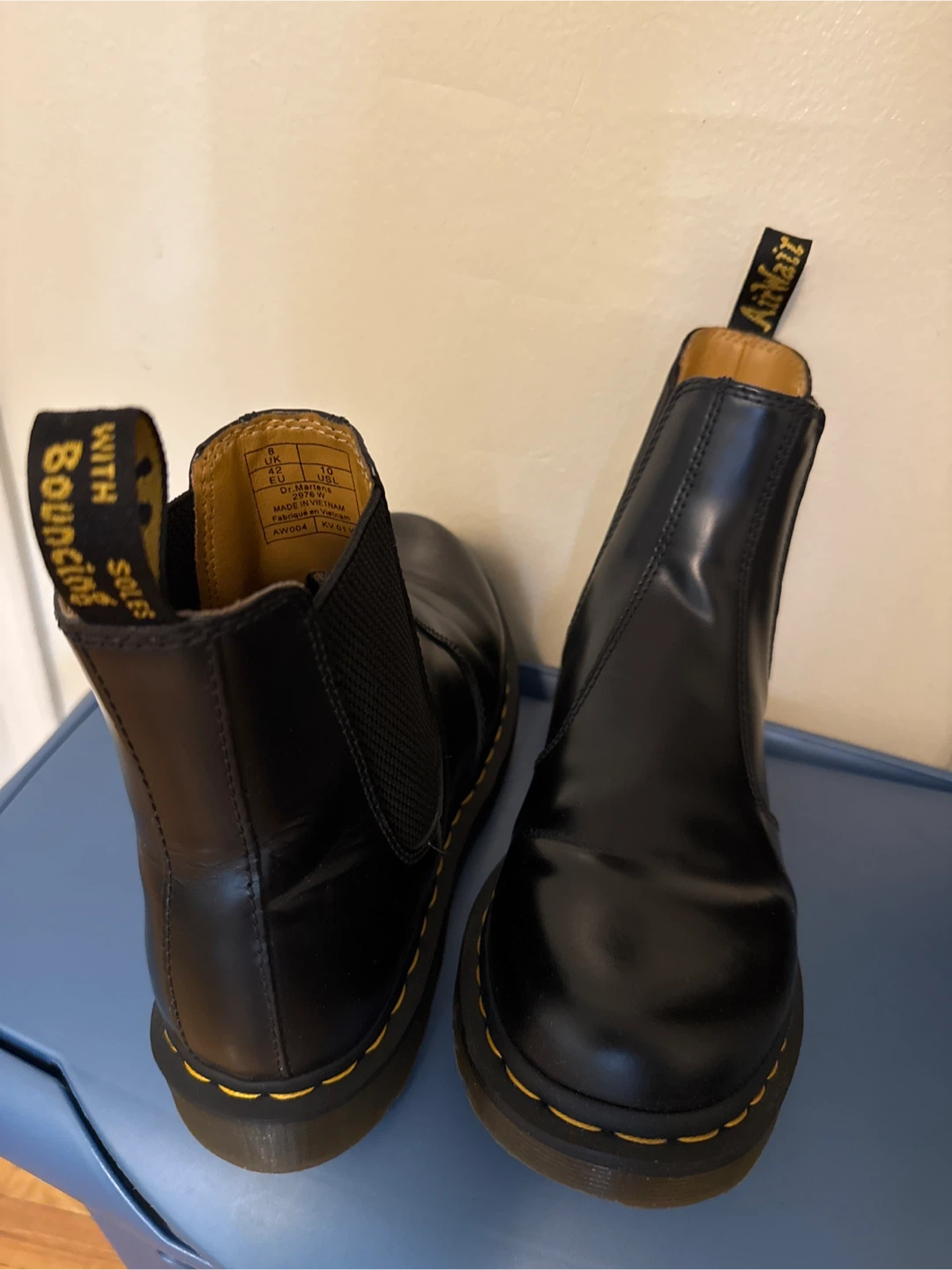 Dr. Martens 2976  Chelsea Boots Black Leather Size 8 UK/42 EU - photo 3