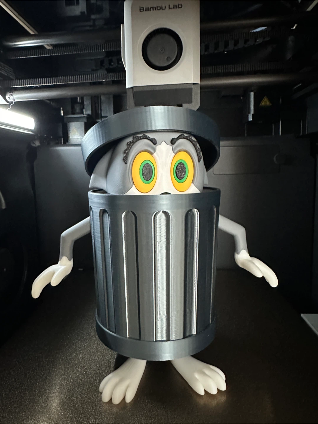 3D Printed Trash Can tom  with Lid