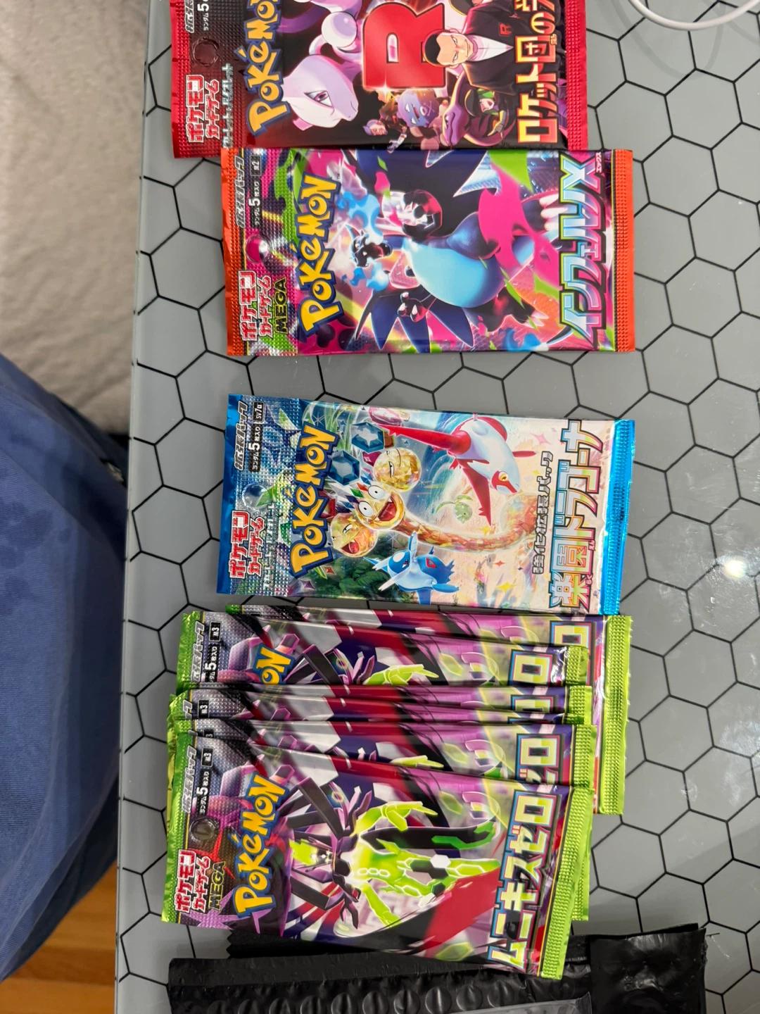 Pokemon Trading Card Game Booster Packs - photo 2