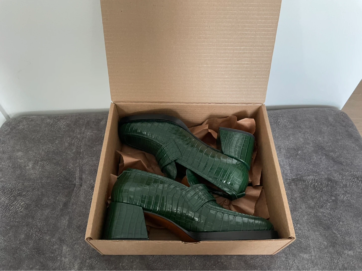 LABUCO Green Croc Embossed Heel Loafers Size 40 - photo 4