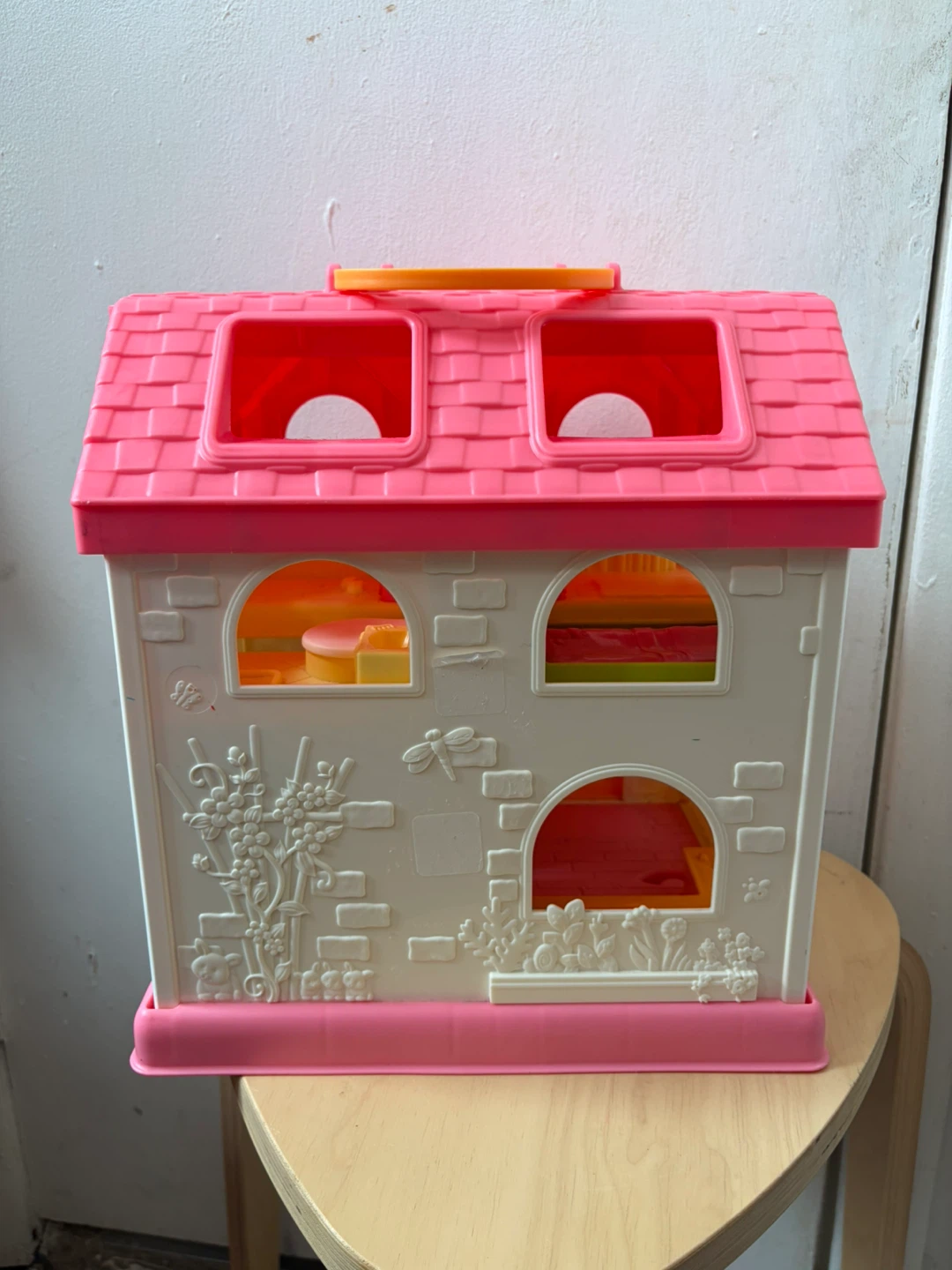 Little people house -makes sounds-talks-sings and more - photo 3